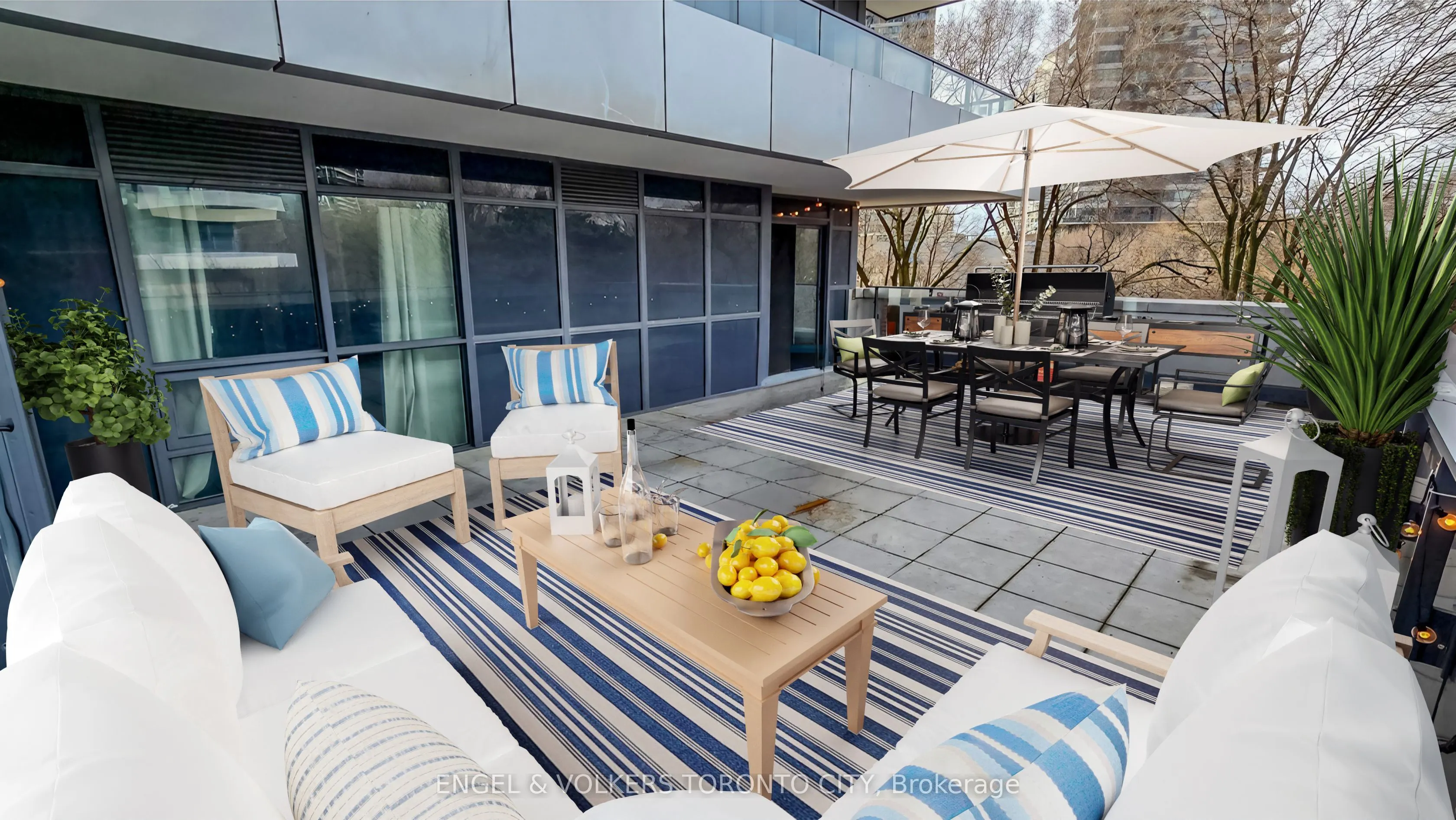 2220 Lake Shore Boulevard W #302