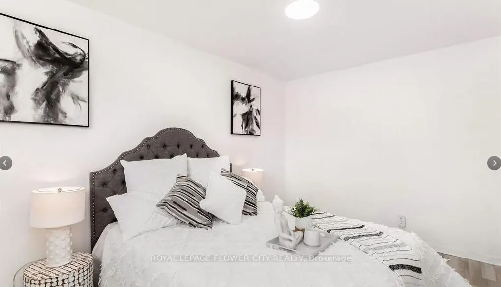 3 Clayhall Crescent