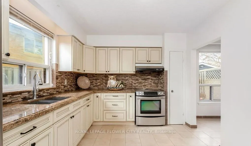 3 Clayhall Crescent