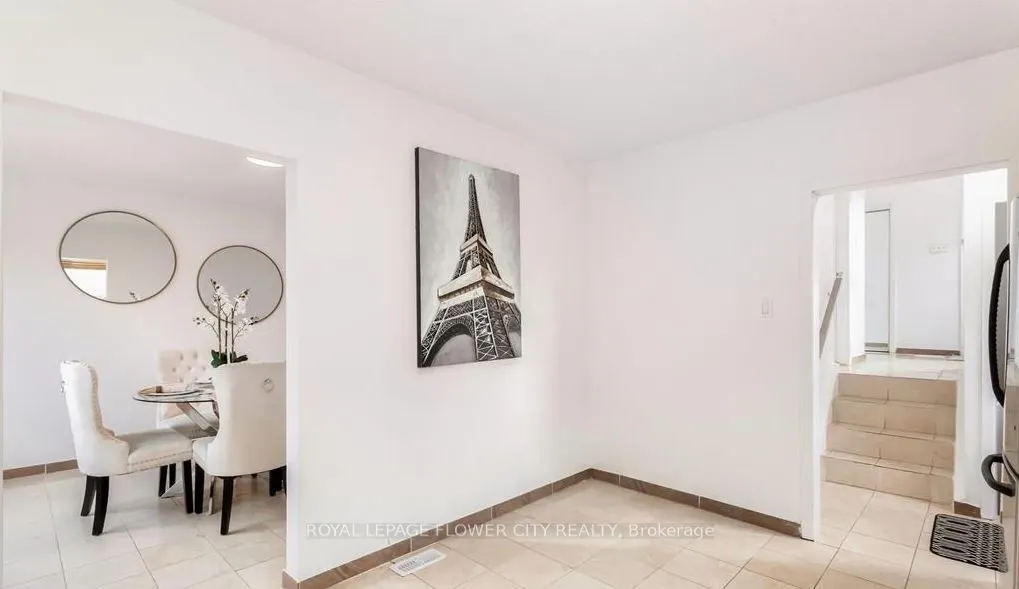3 Clayhall Crescent