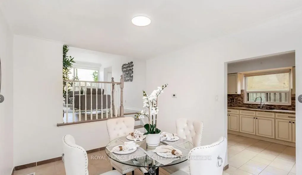 3 Clayhall Crescent