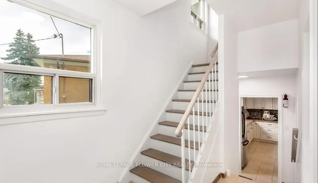 3 Clayhall Crescent