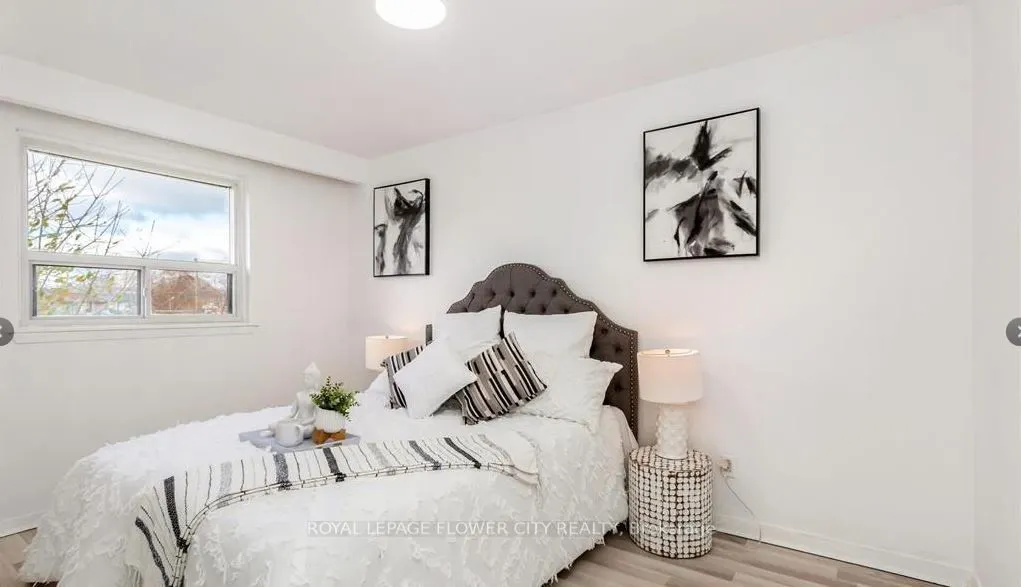 3 Clayhall Crescent