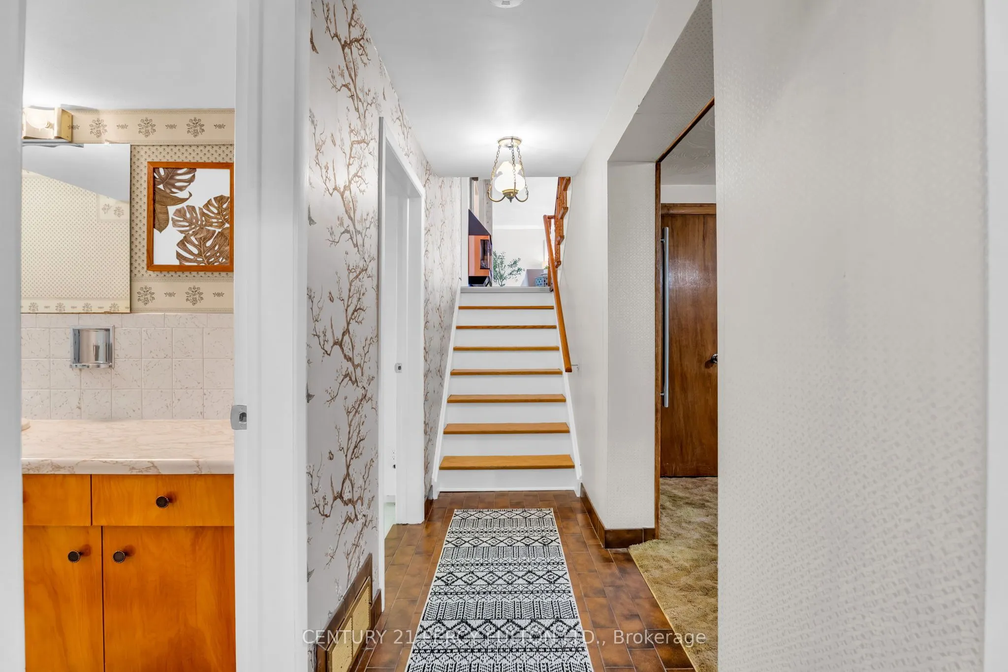 3500 Silverplains Drive