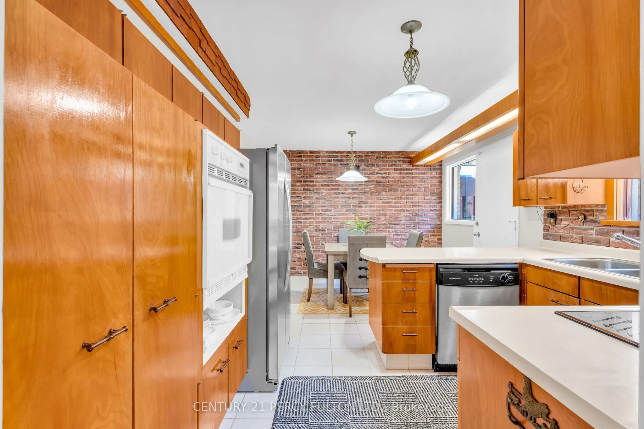 3500 Silverplains Drive