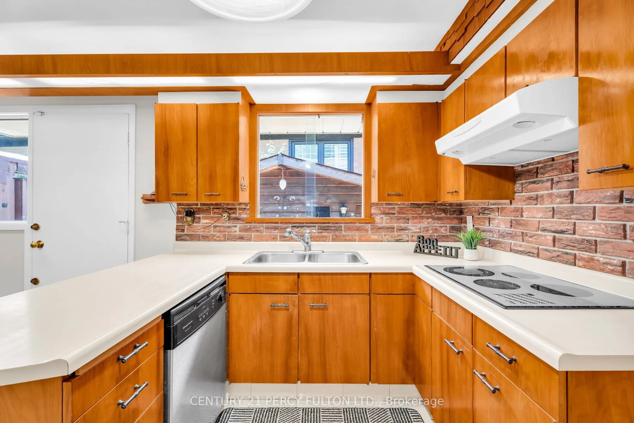3500 Silverplains Drive