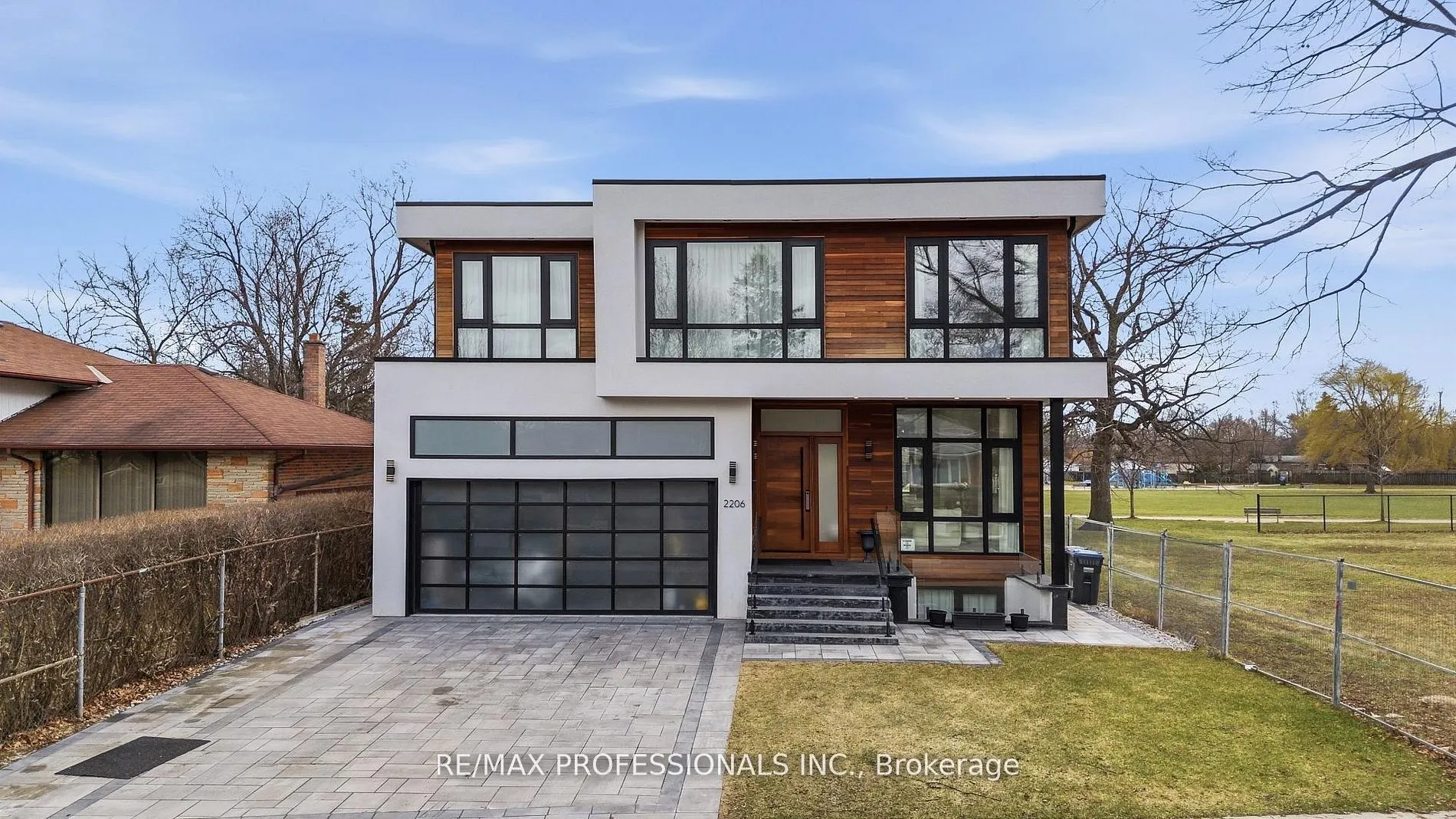 2206 UTLEY Road