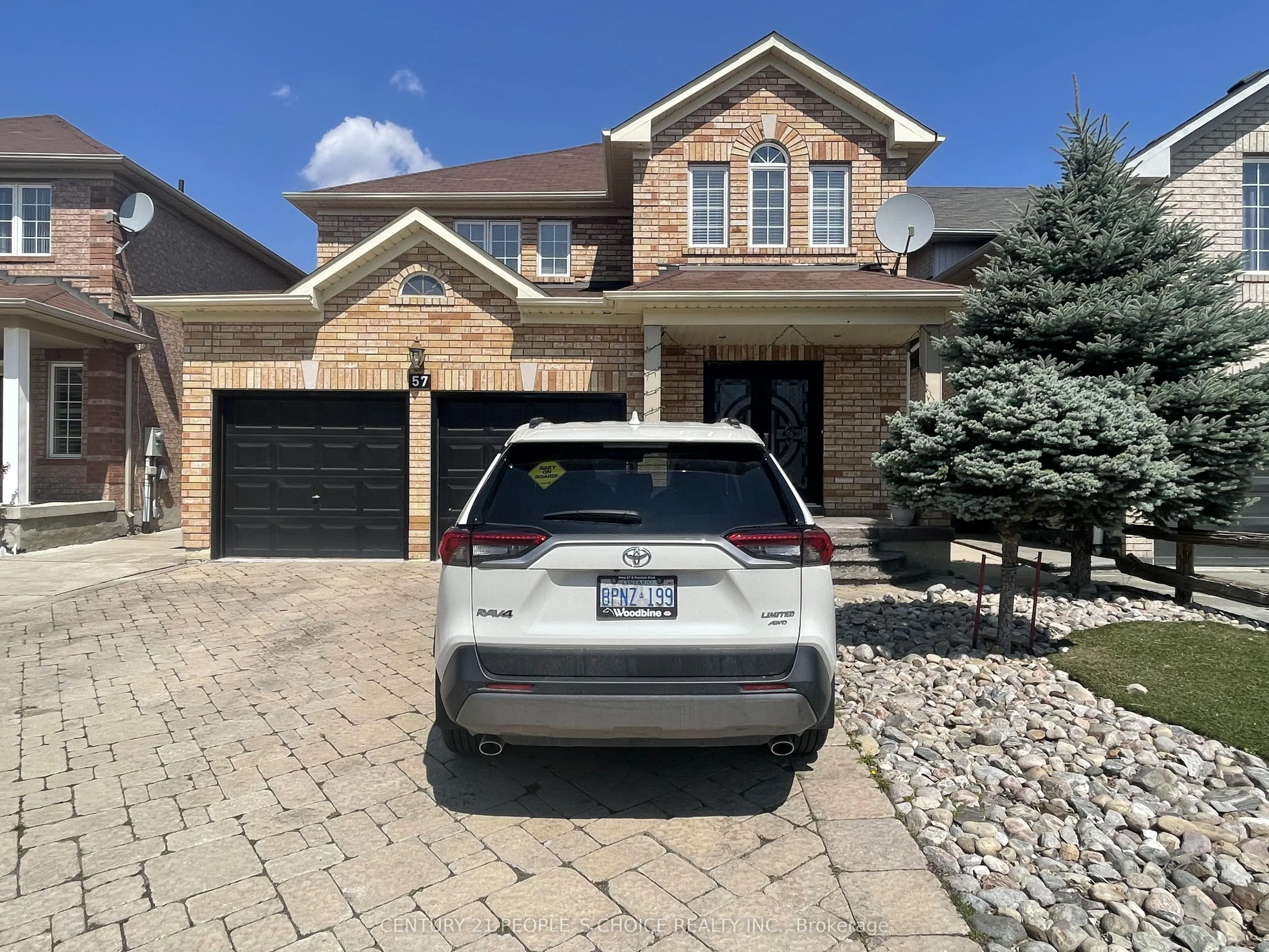 57 Fallstar Crescent