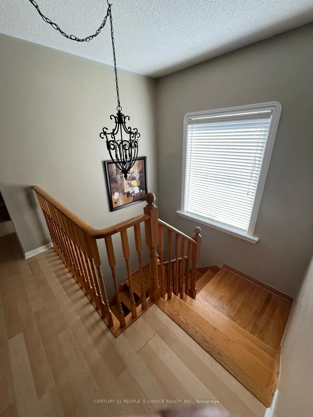 57 Fallstar Crescent