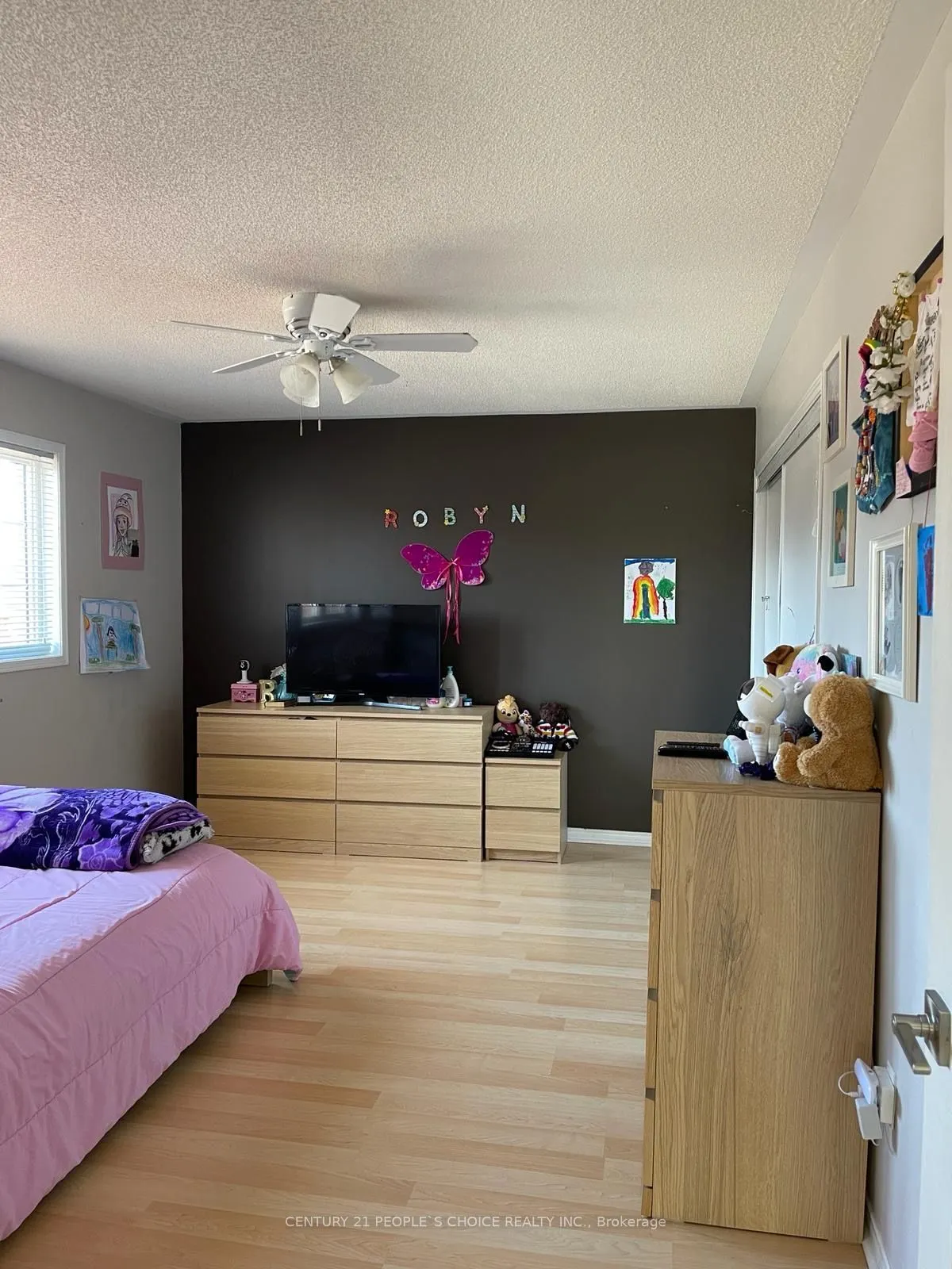 57 Fallstar Crescent