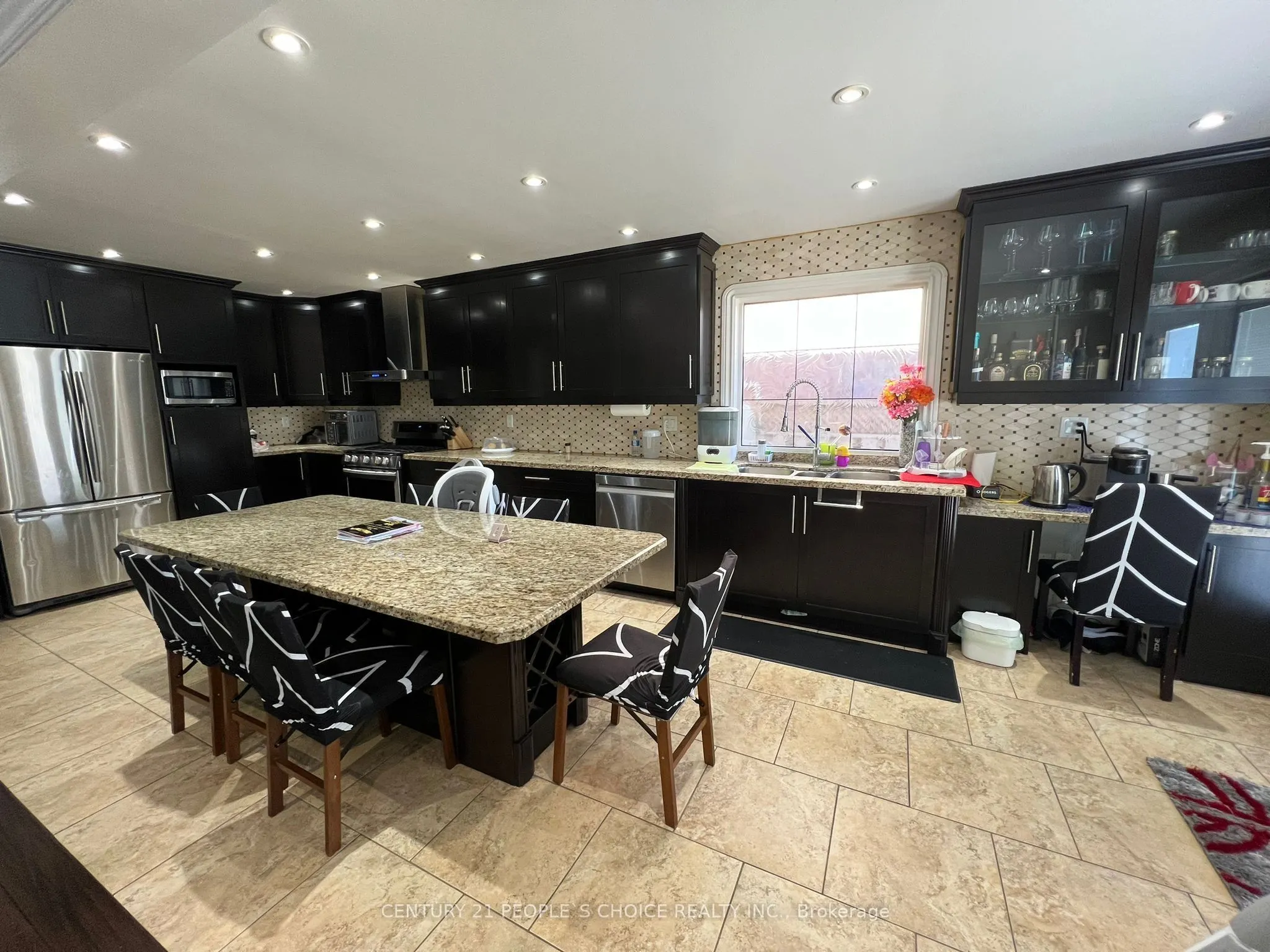 57 Fallstar Crescent