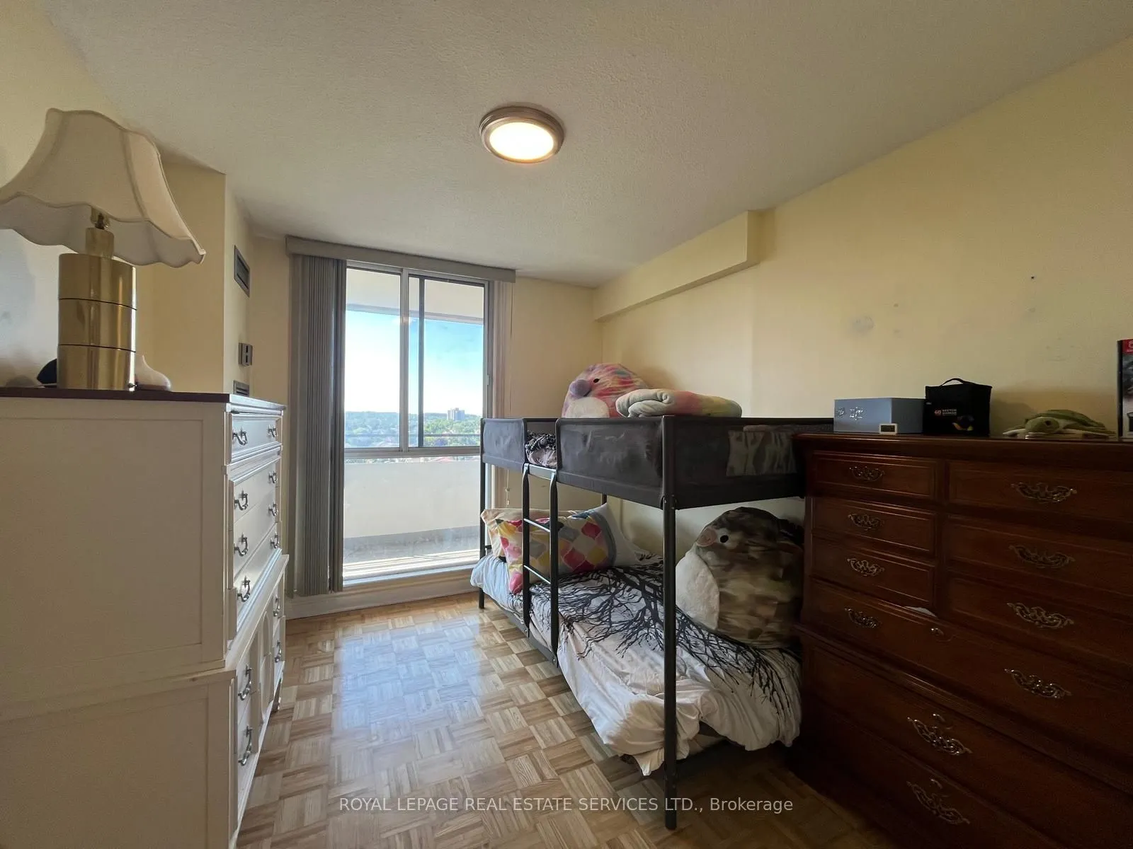 1300 Mississauga Valley Boulevard #902