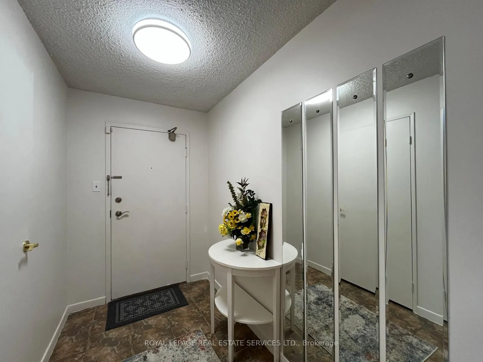 1300 Mississauga Valley Boulevard #902
