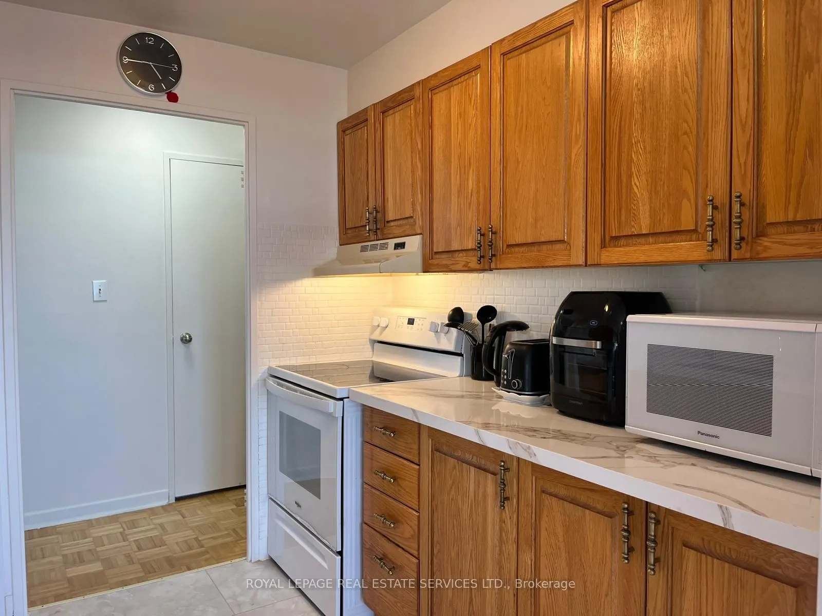 1300 Mississauga Valley Boulevard #902
