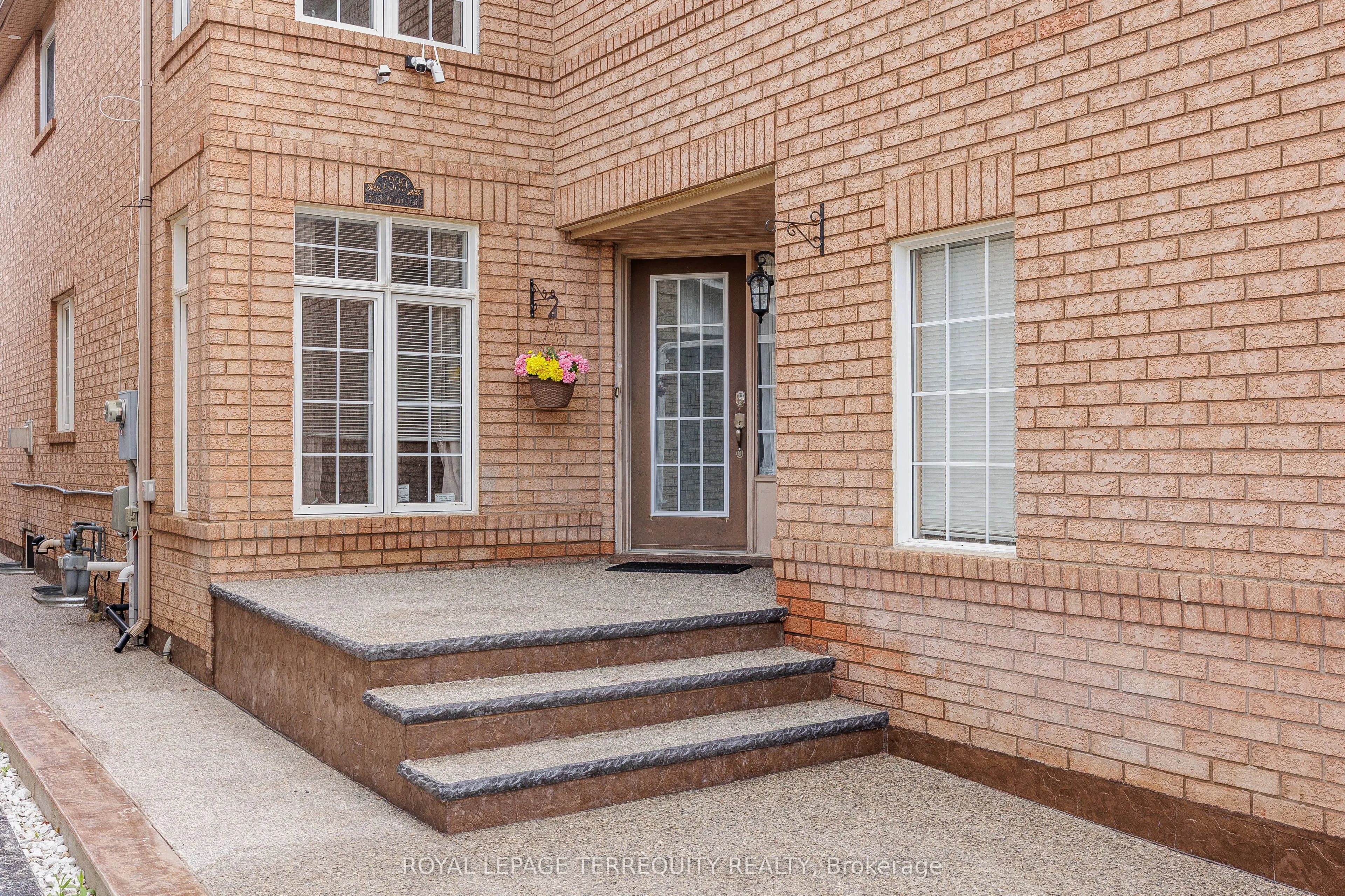 7339 Black Walnut Trail