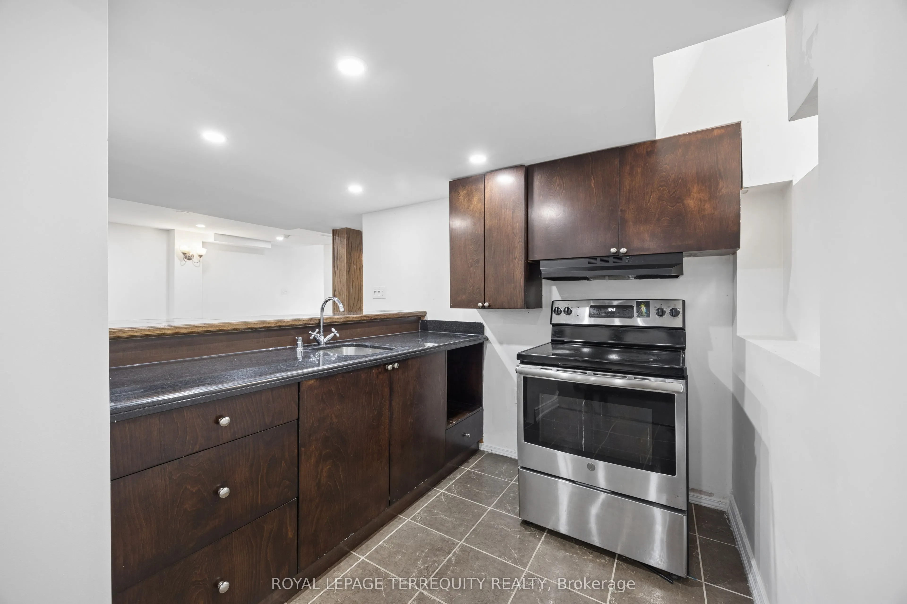 7339 Black Walnut Trail
