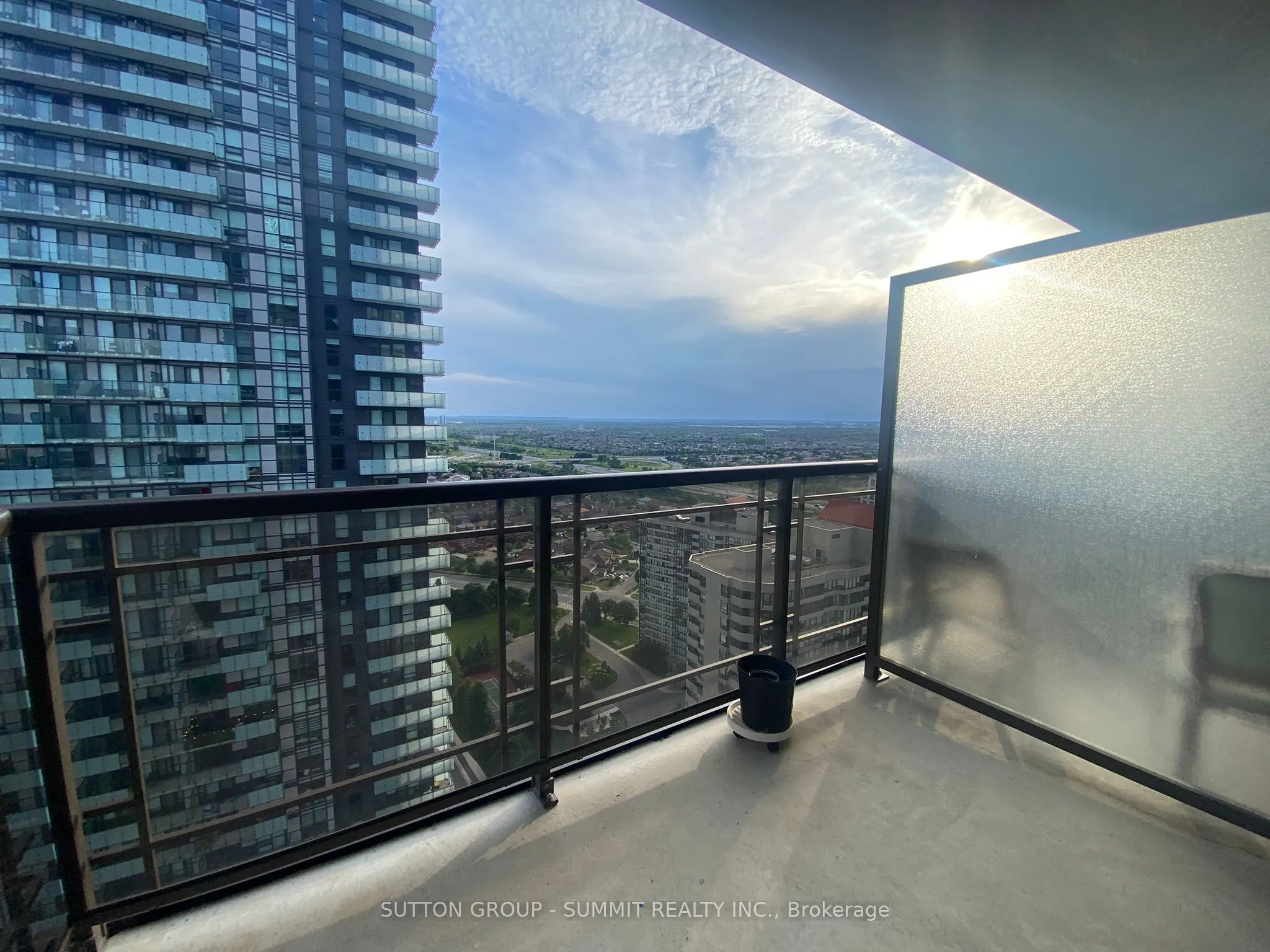 385 PRINCE OF WALES Drive #2809