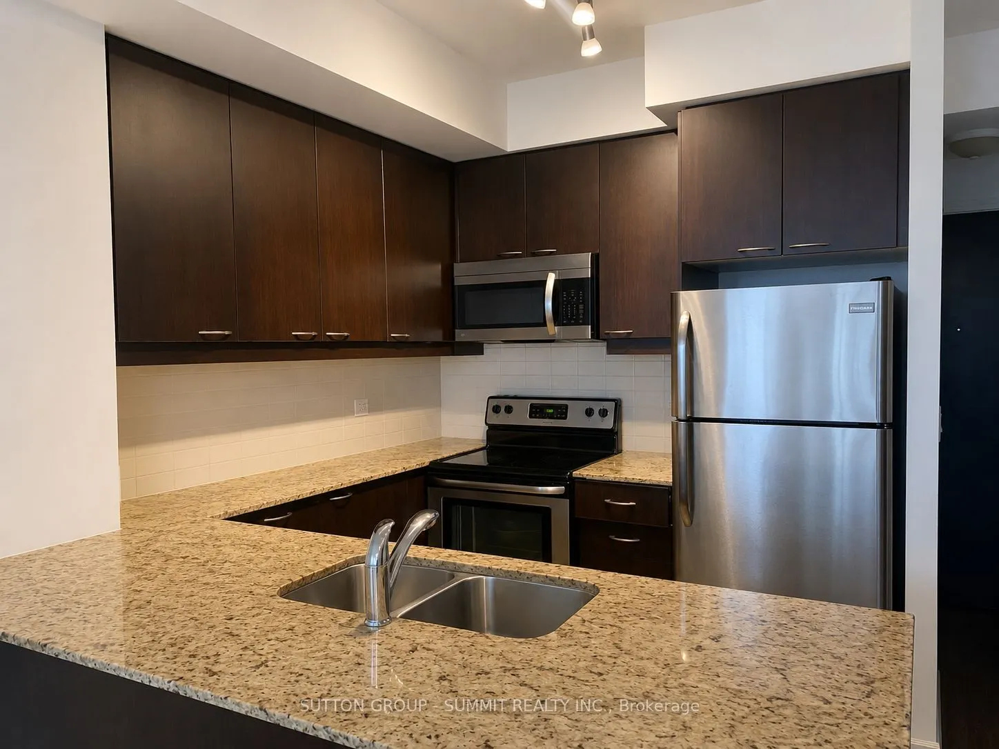 385 PRINCE OF WALES Drive #2809