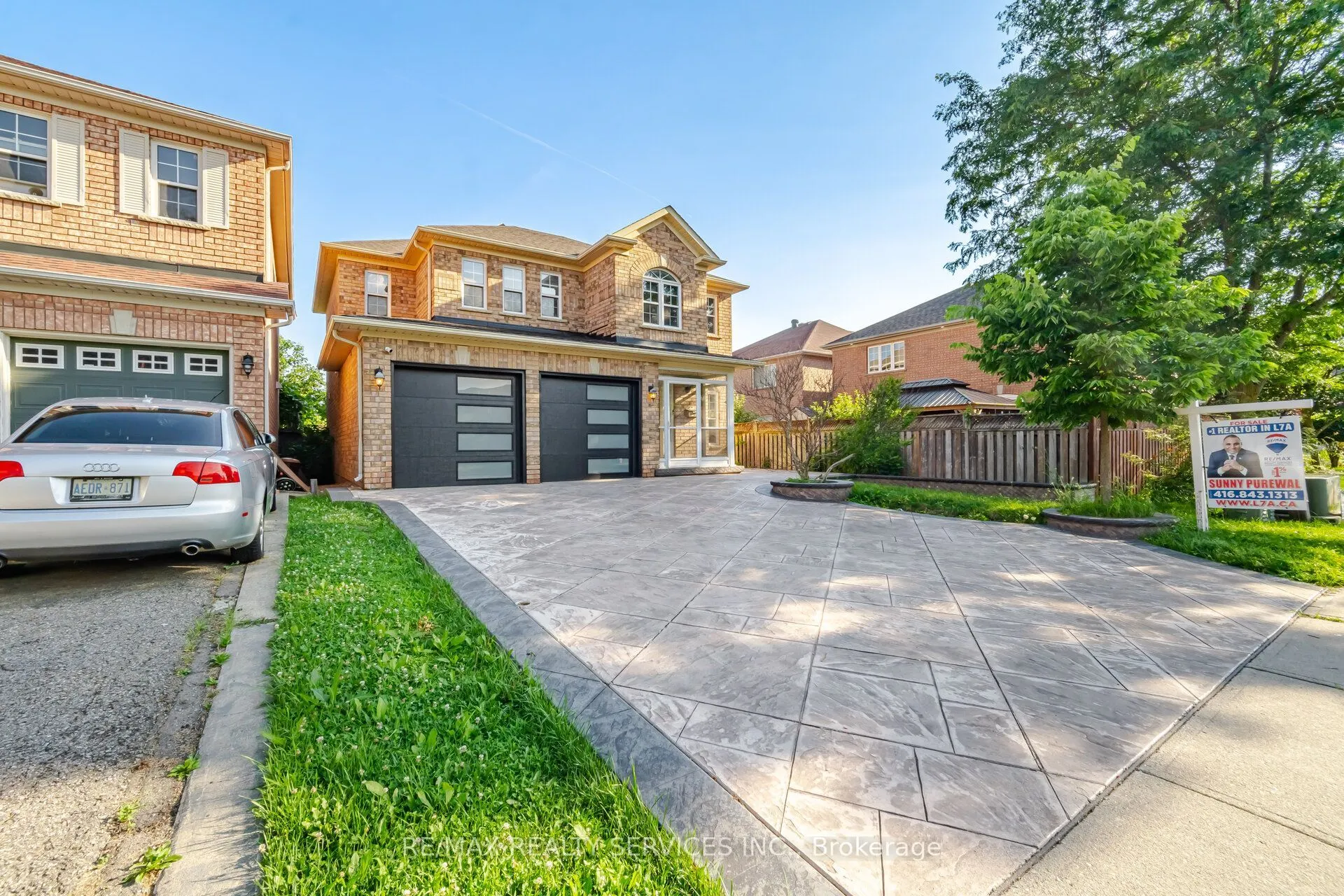 4 Sunnybrook Crescent