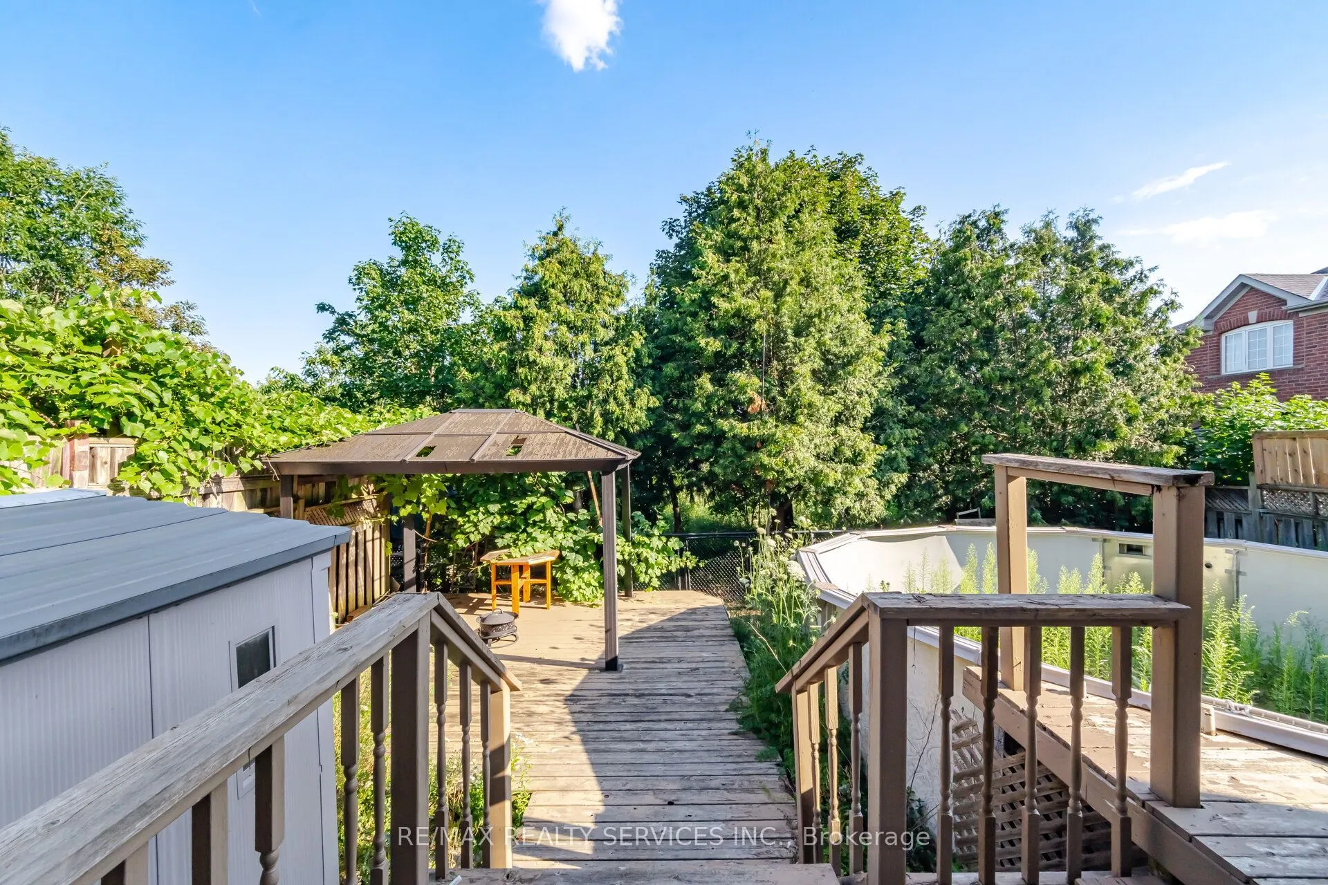 4 Sunnybrook Crescent