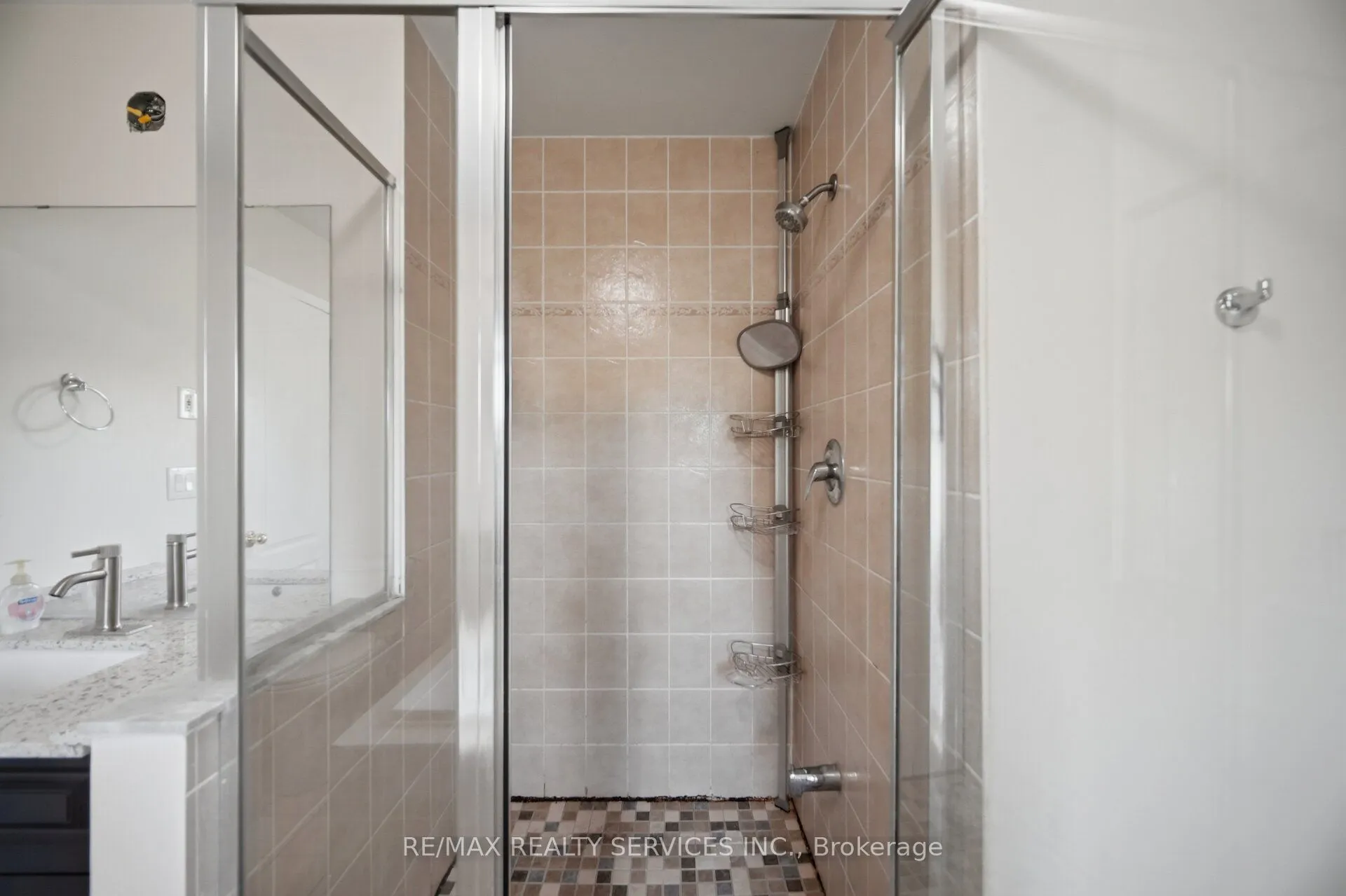 4 Sunnybrook Crescent