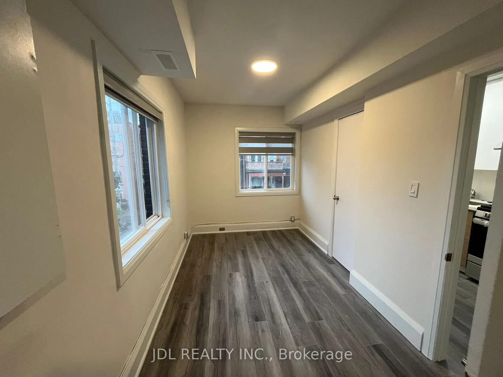5 Sorauren Avenue #5
