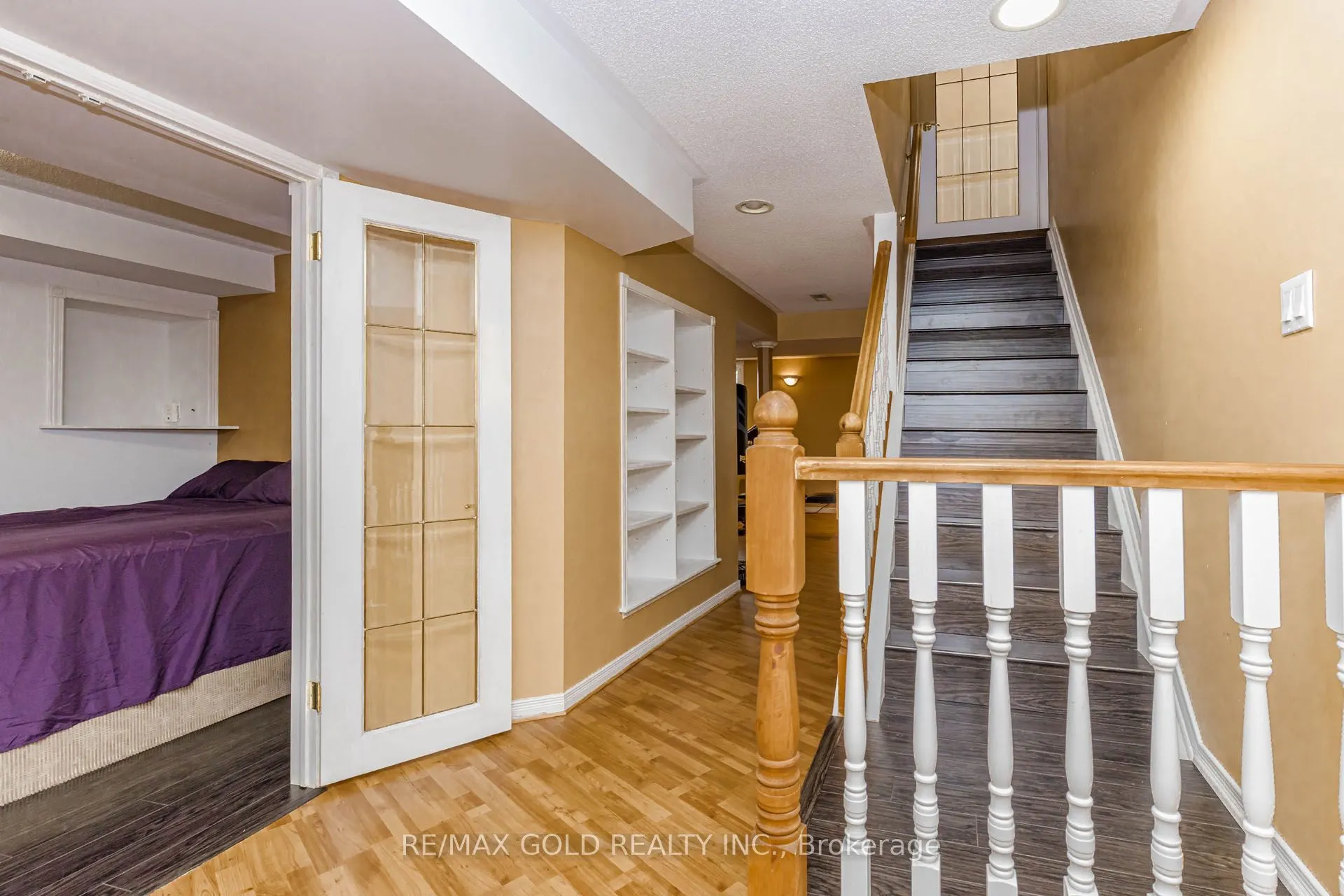 93 Lauchlin Crescent