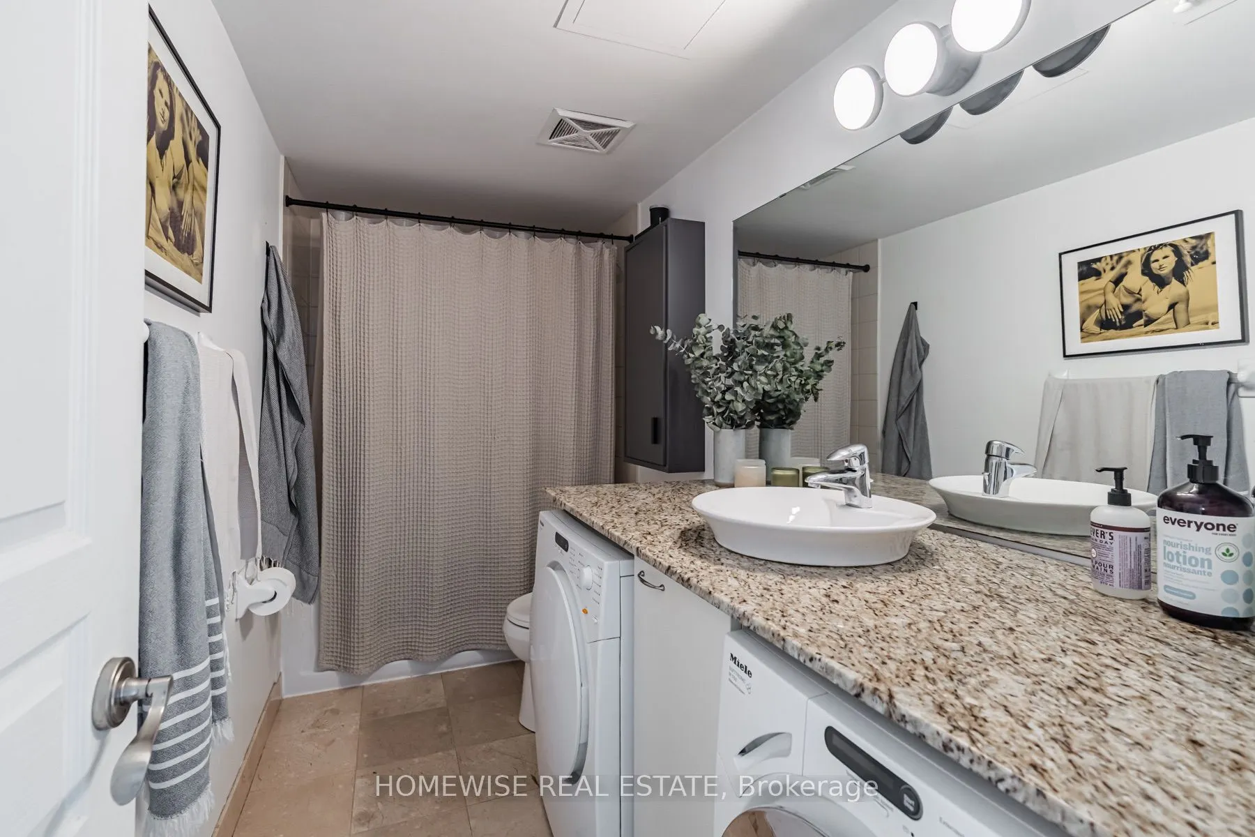 437 Roncesvalles Avenue #410