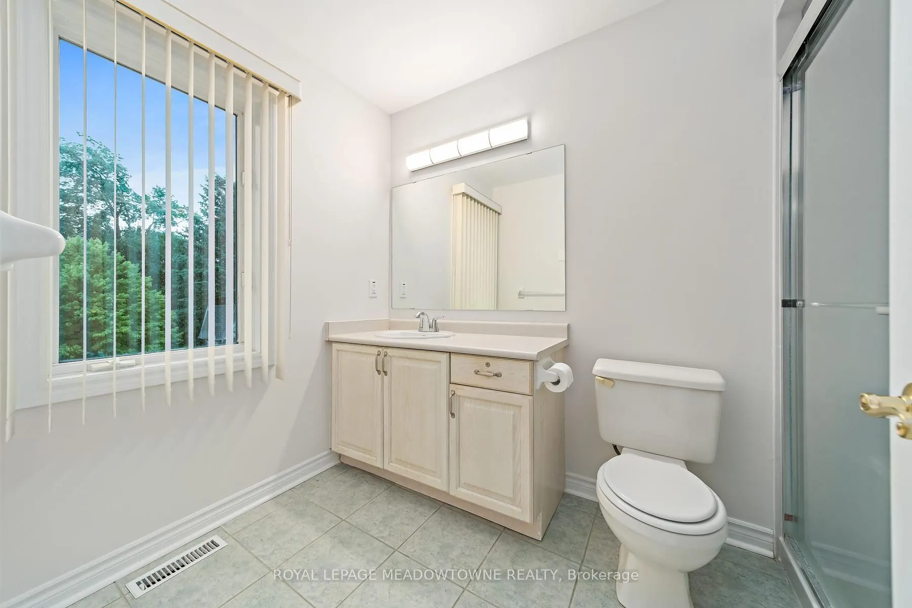 76 River Drive #11