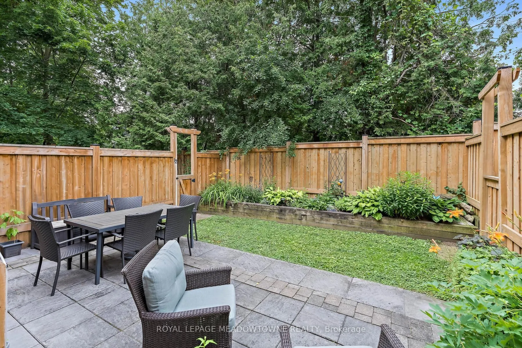 76 River Drive #11