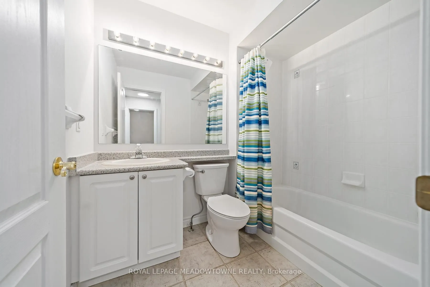 76 River Drive #11