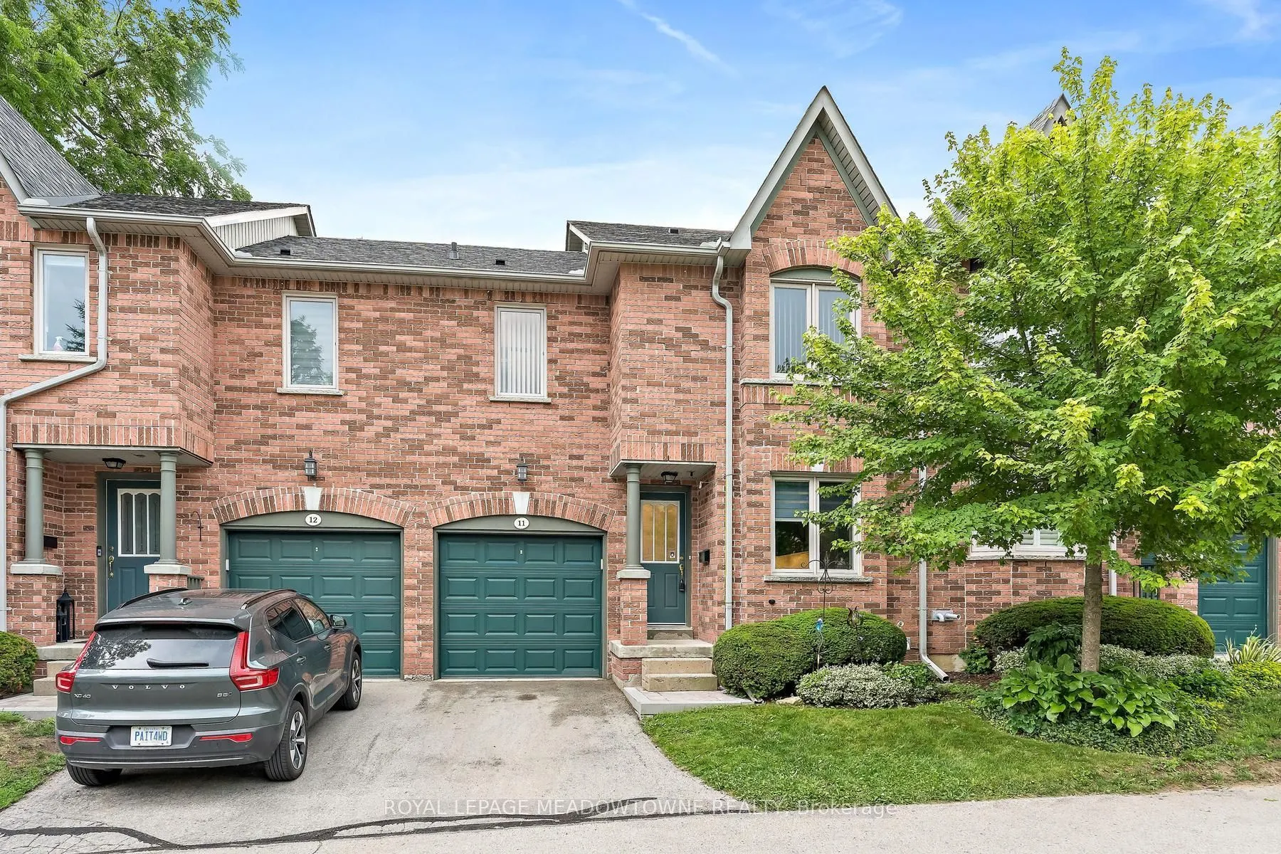 76 River Drive #11