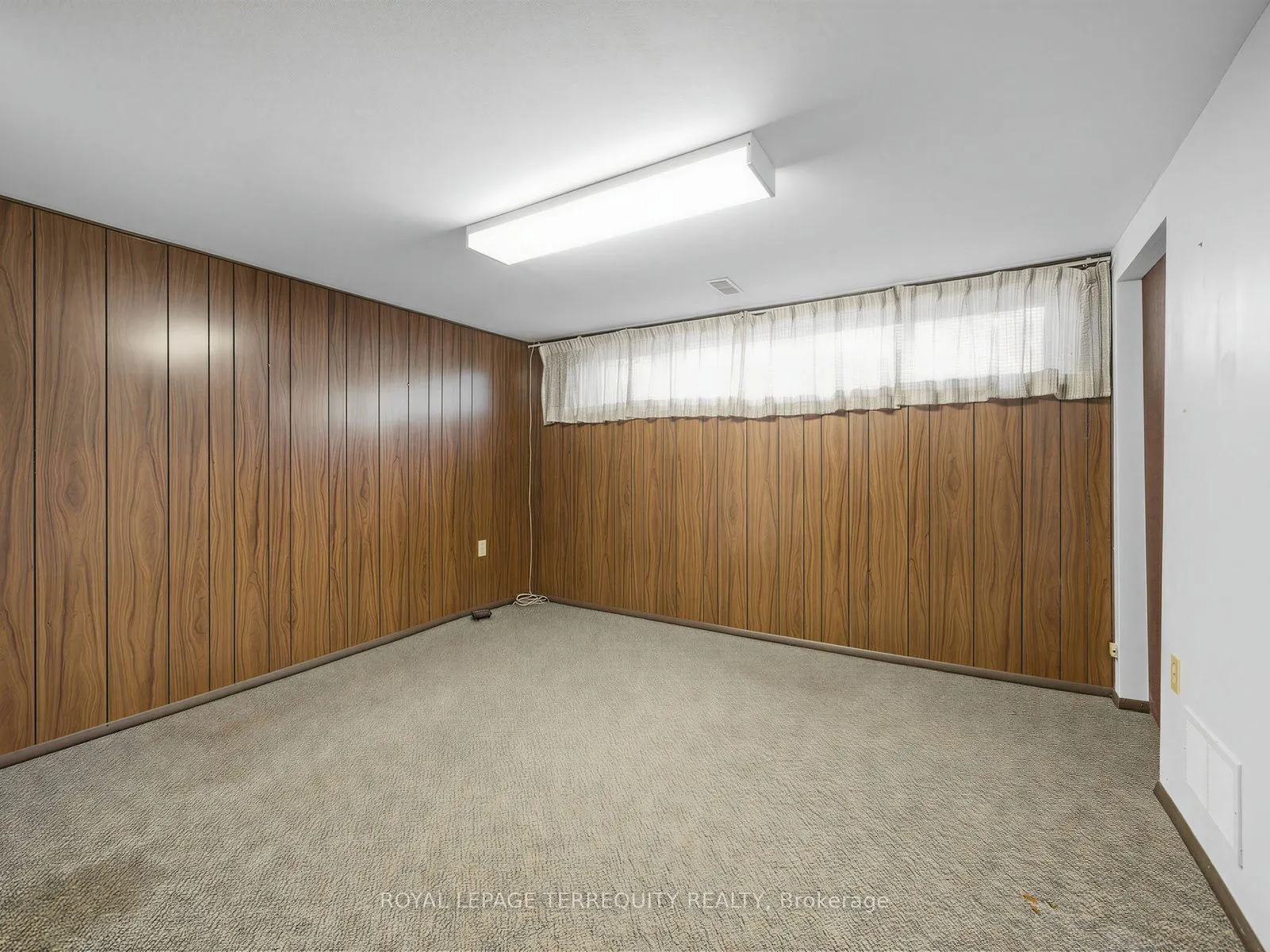 359 Renforth Drive