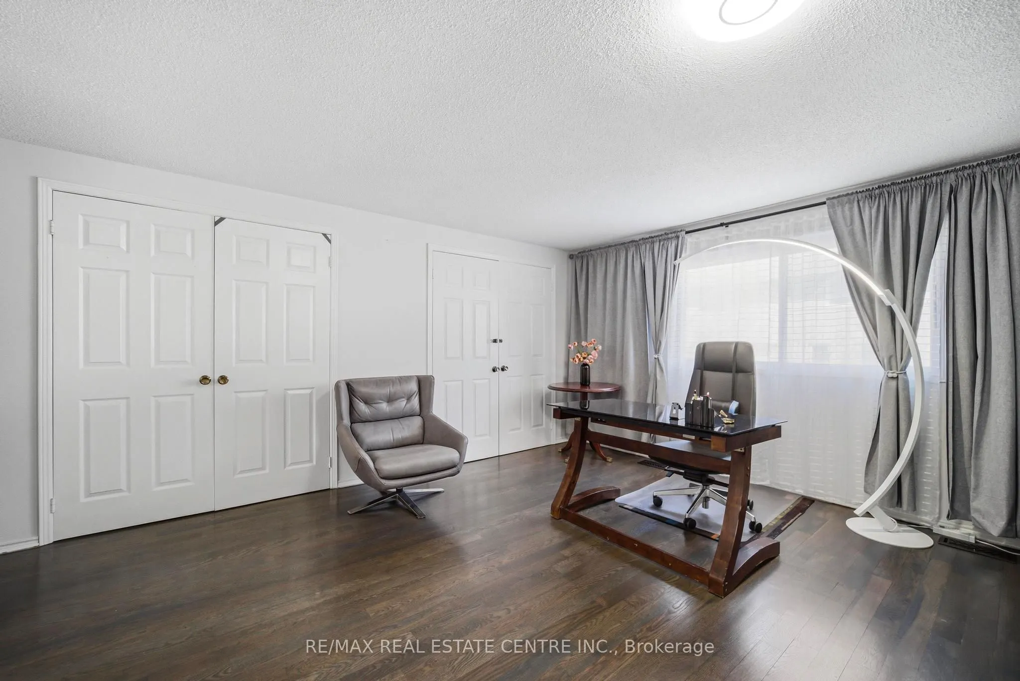 5235 HUNTINGFIELD Drive