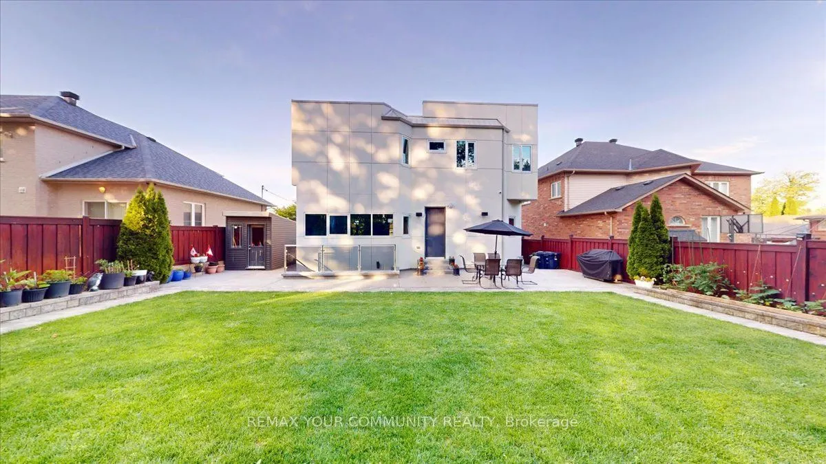 64 Aviemore Drive