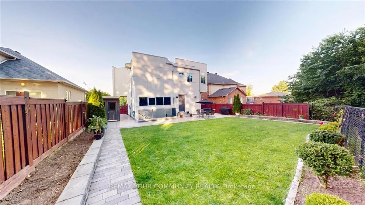 64 Aviemore Drive