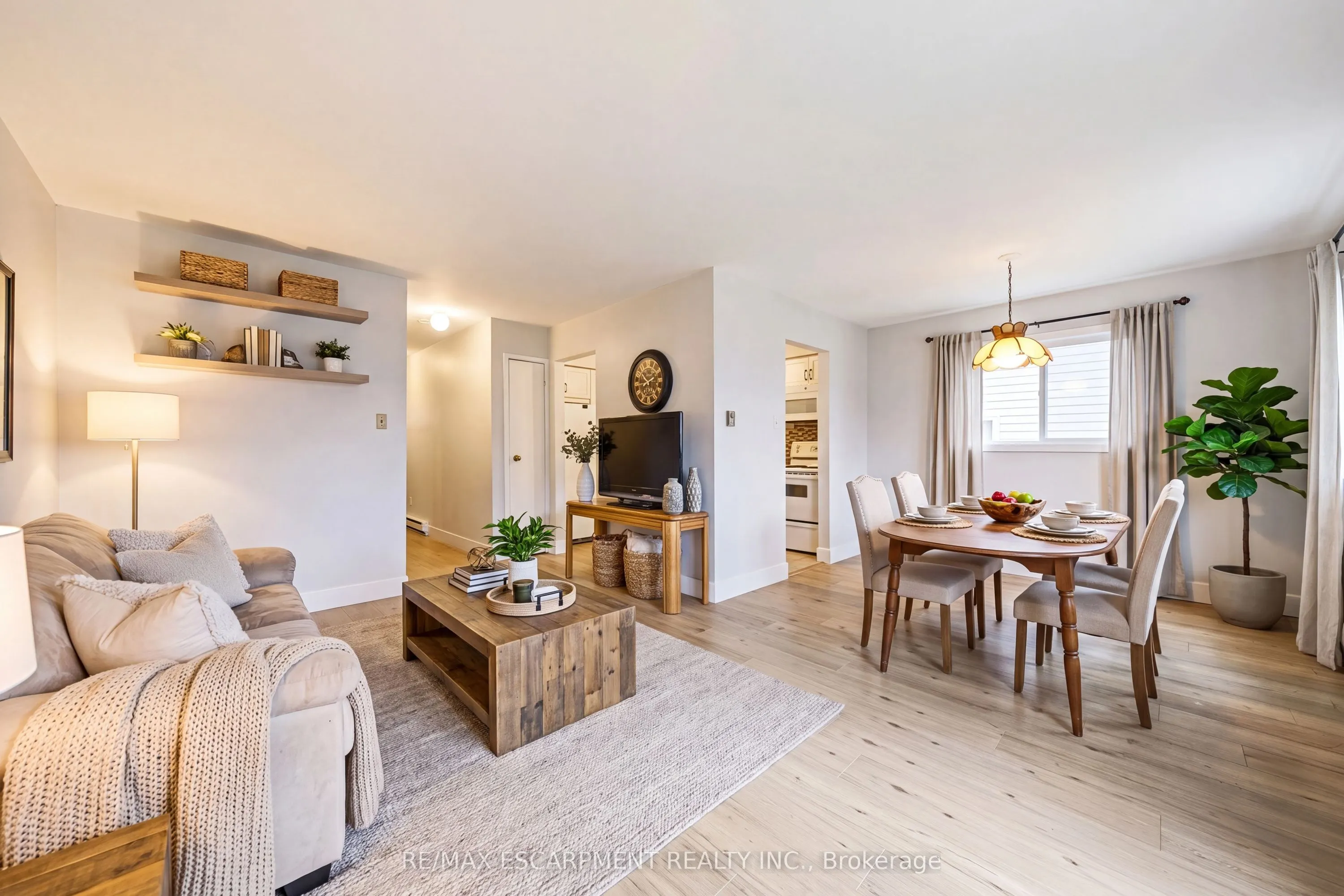 564 Sheraton Road #14