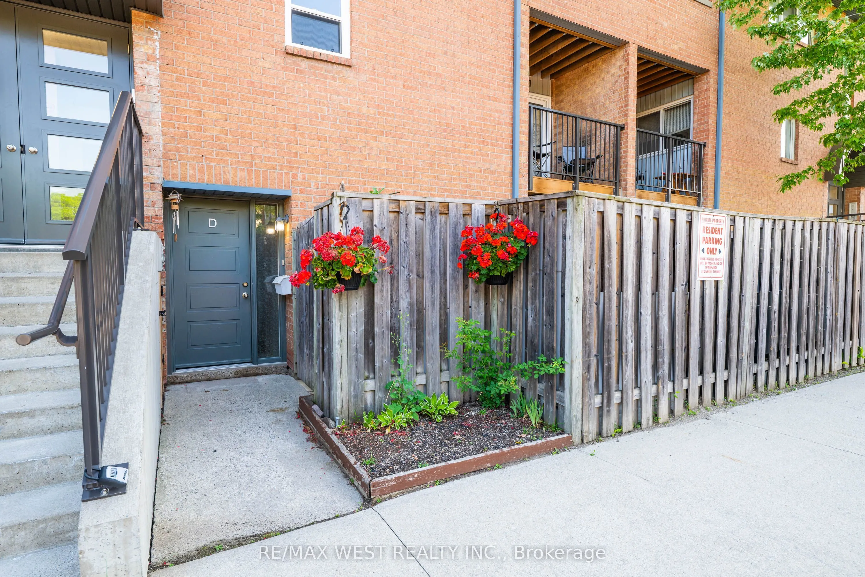 2866 Battleford Road #3D