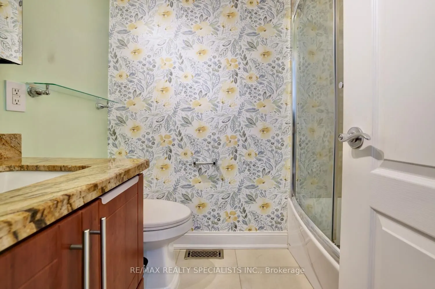 2445 Homelands Drive #25