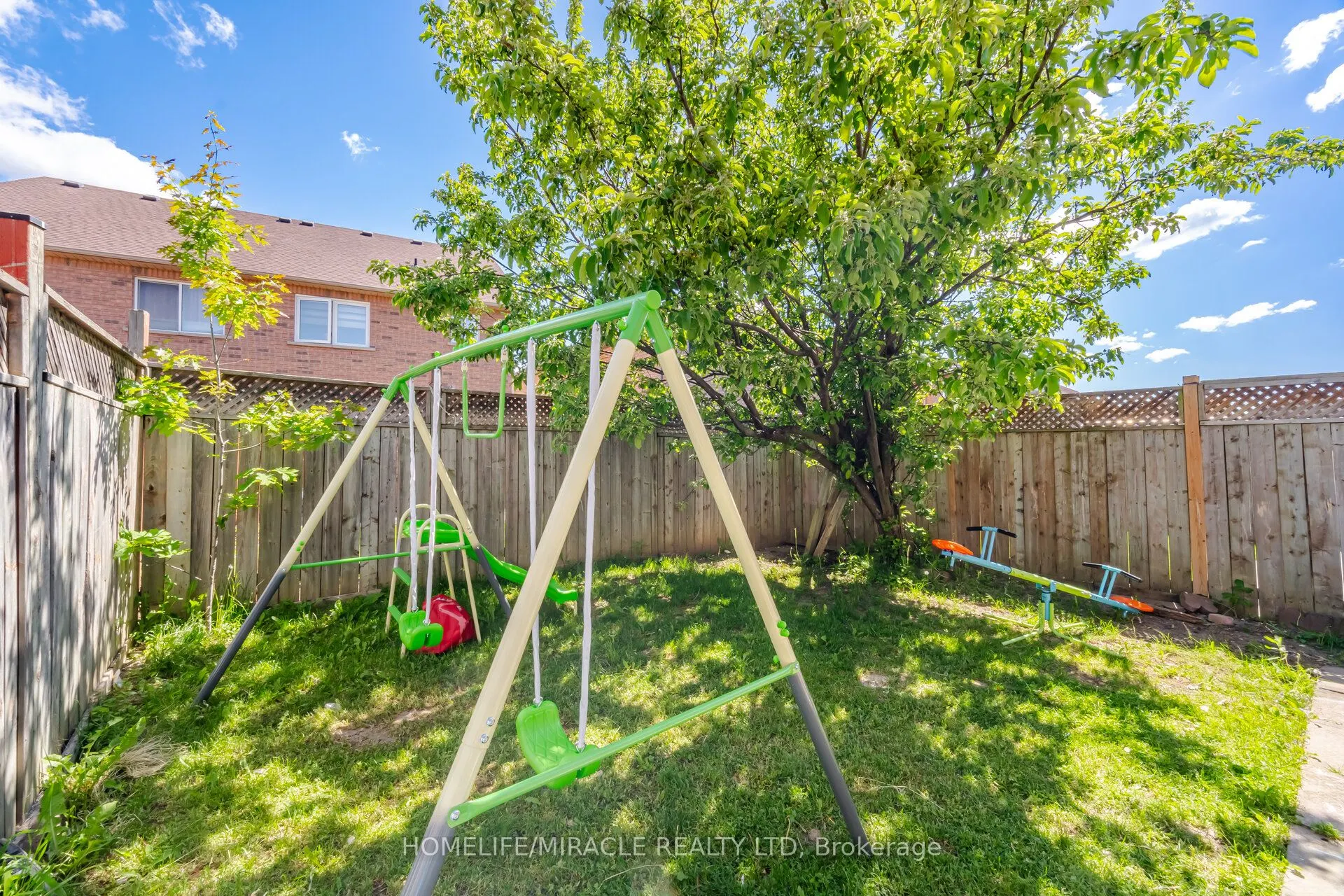 45 Ridgefield Court