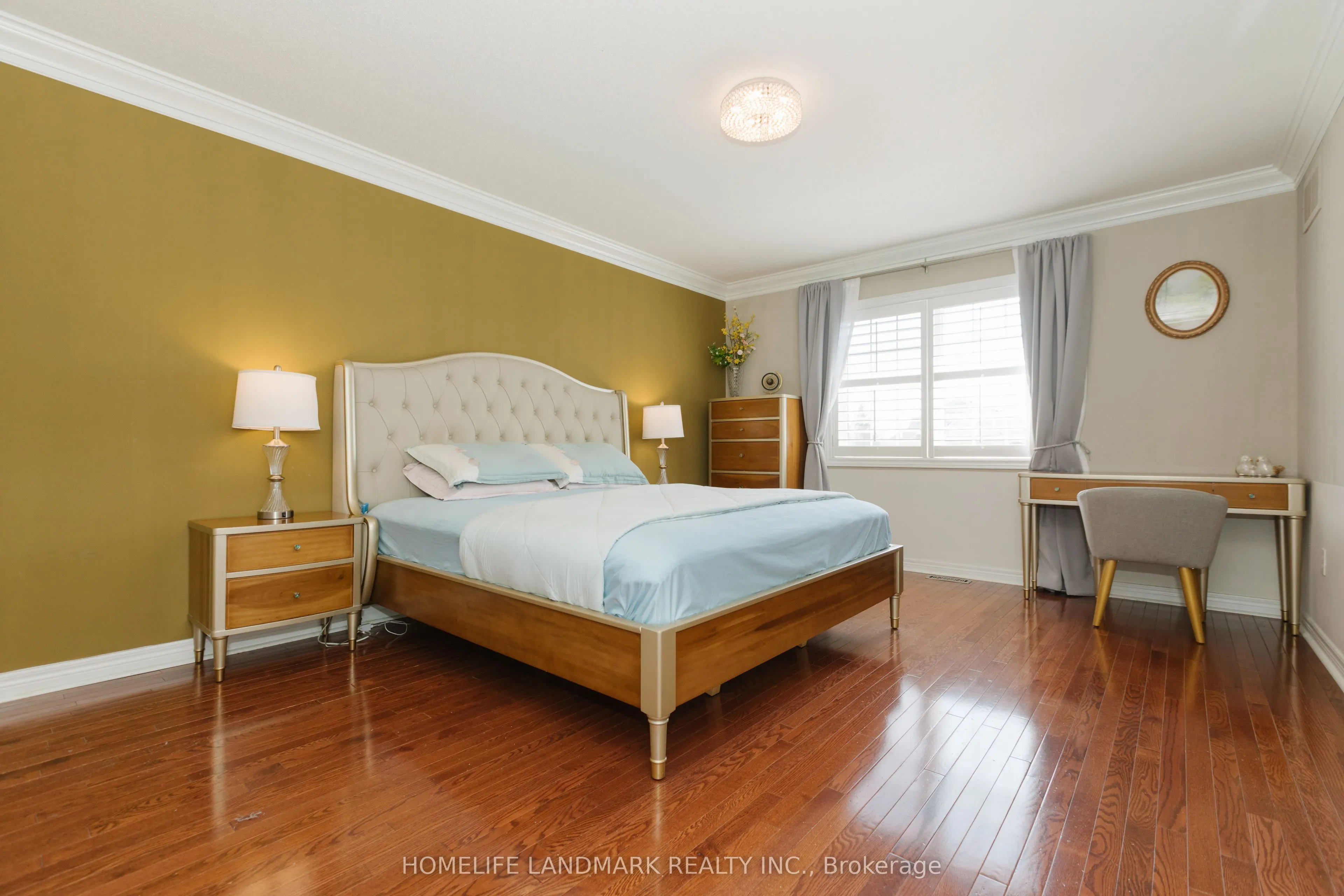 3432 Eglinton Avenue W