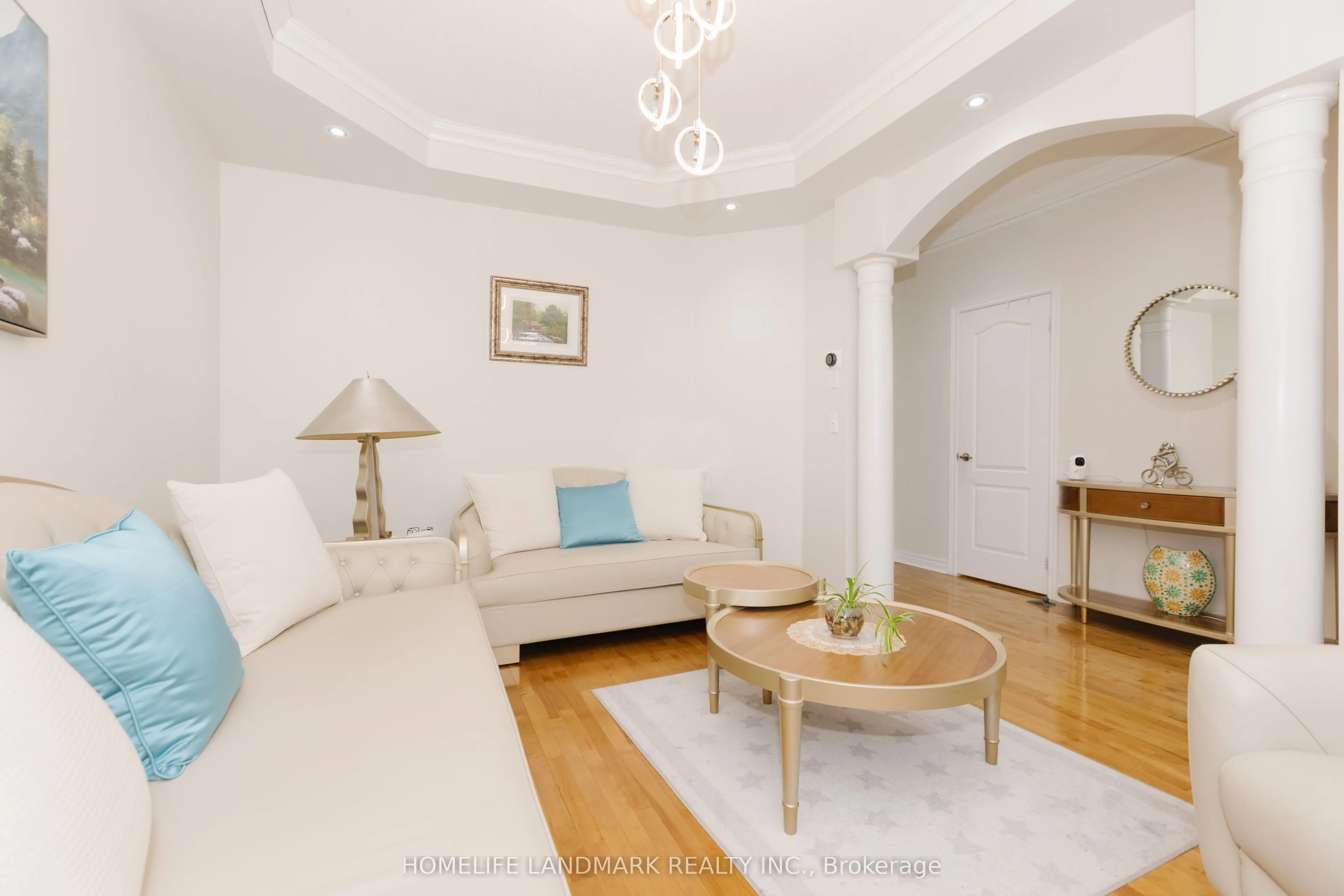 3432 Eglinton Avenue W