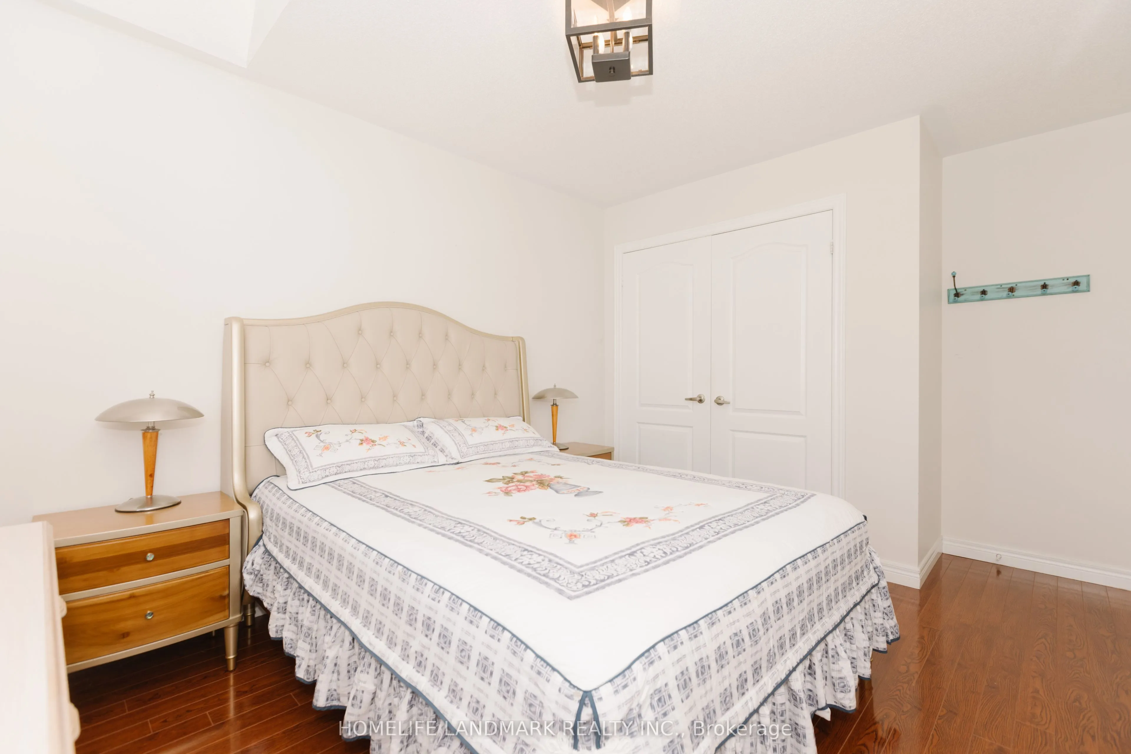 3432 Eglinton Avenue W
