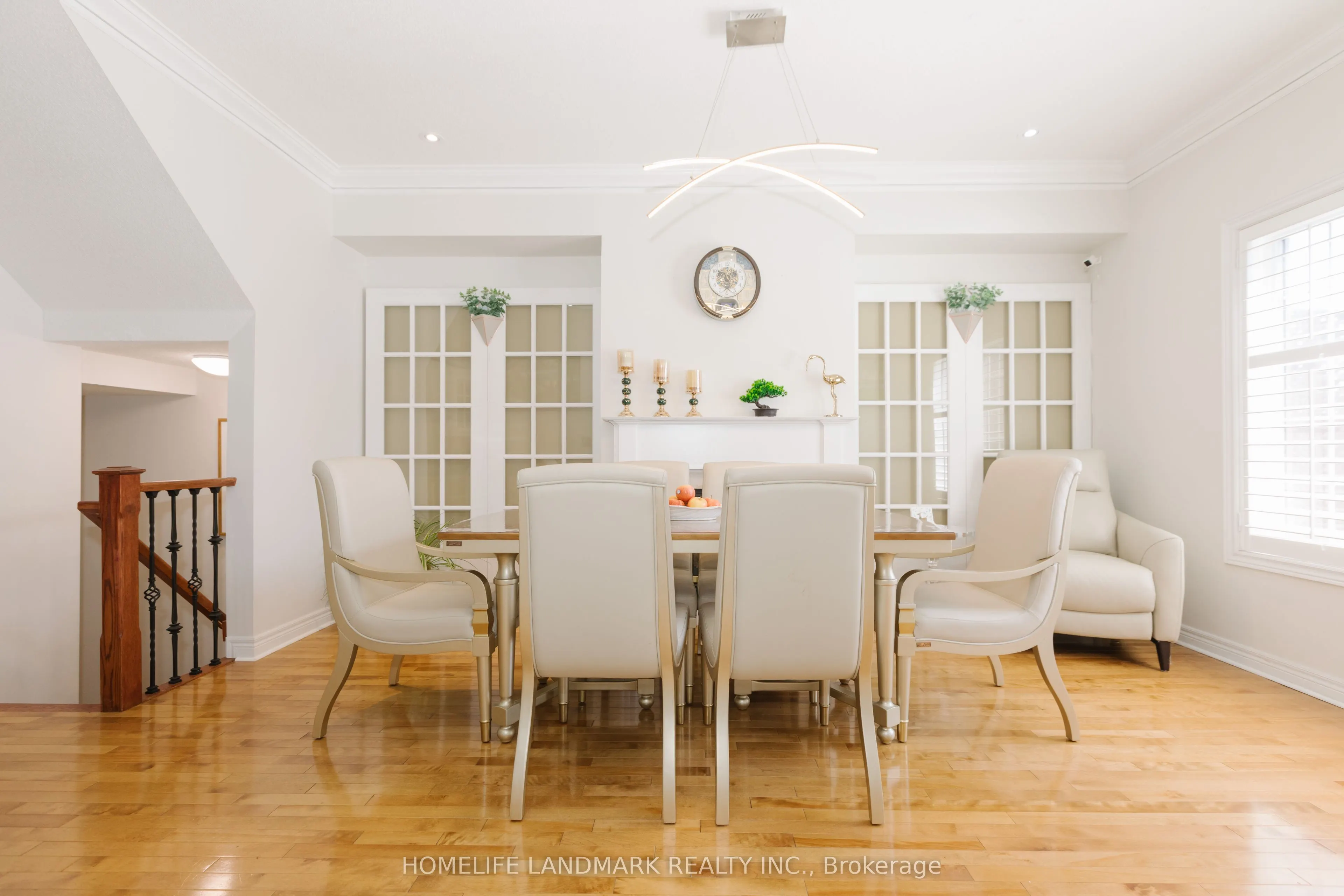 3432 Eglinton Avenue W