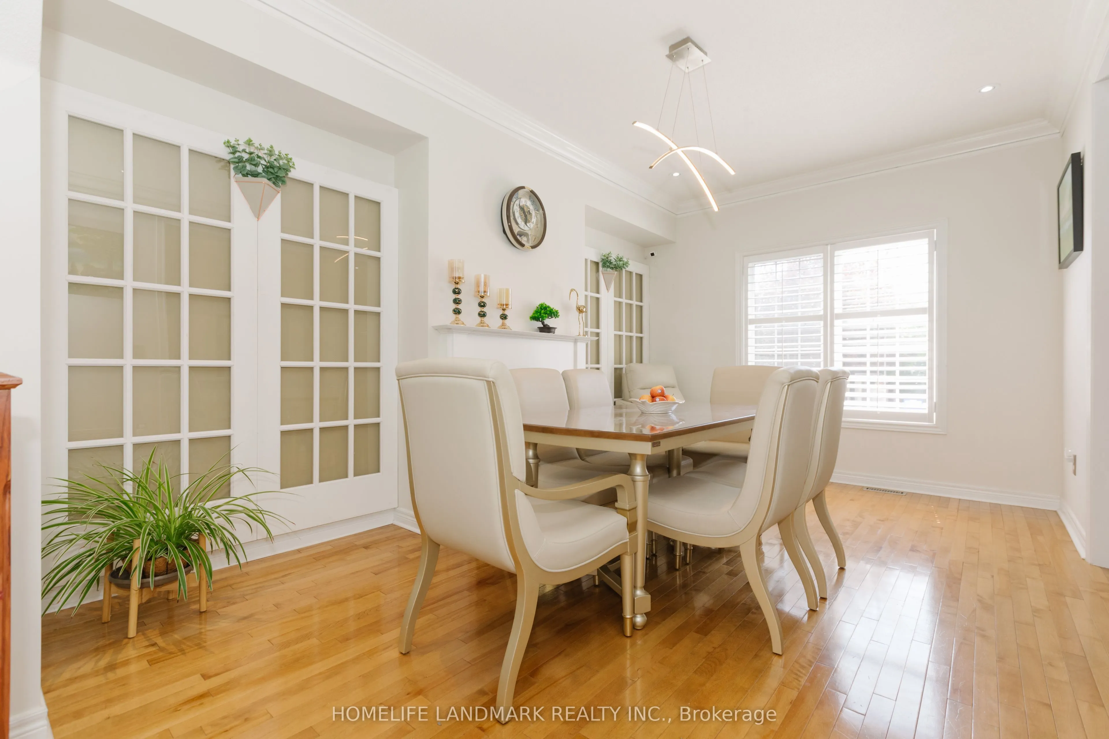 3432 Eglinton Avenue W