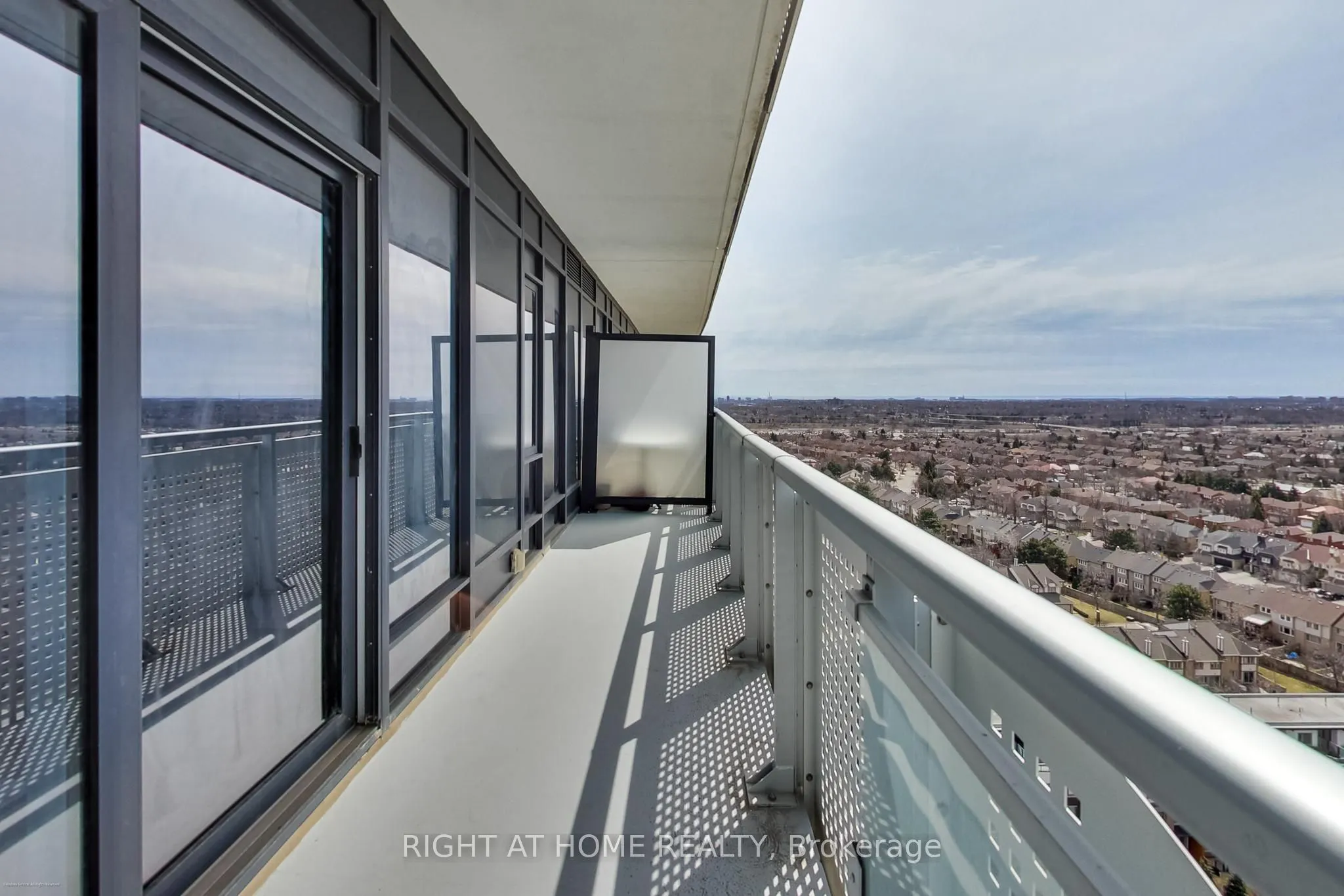 2520 Eglinton Avenue W #1602