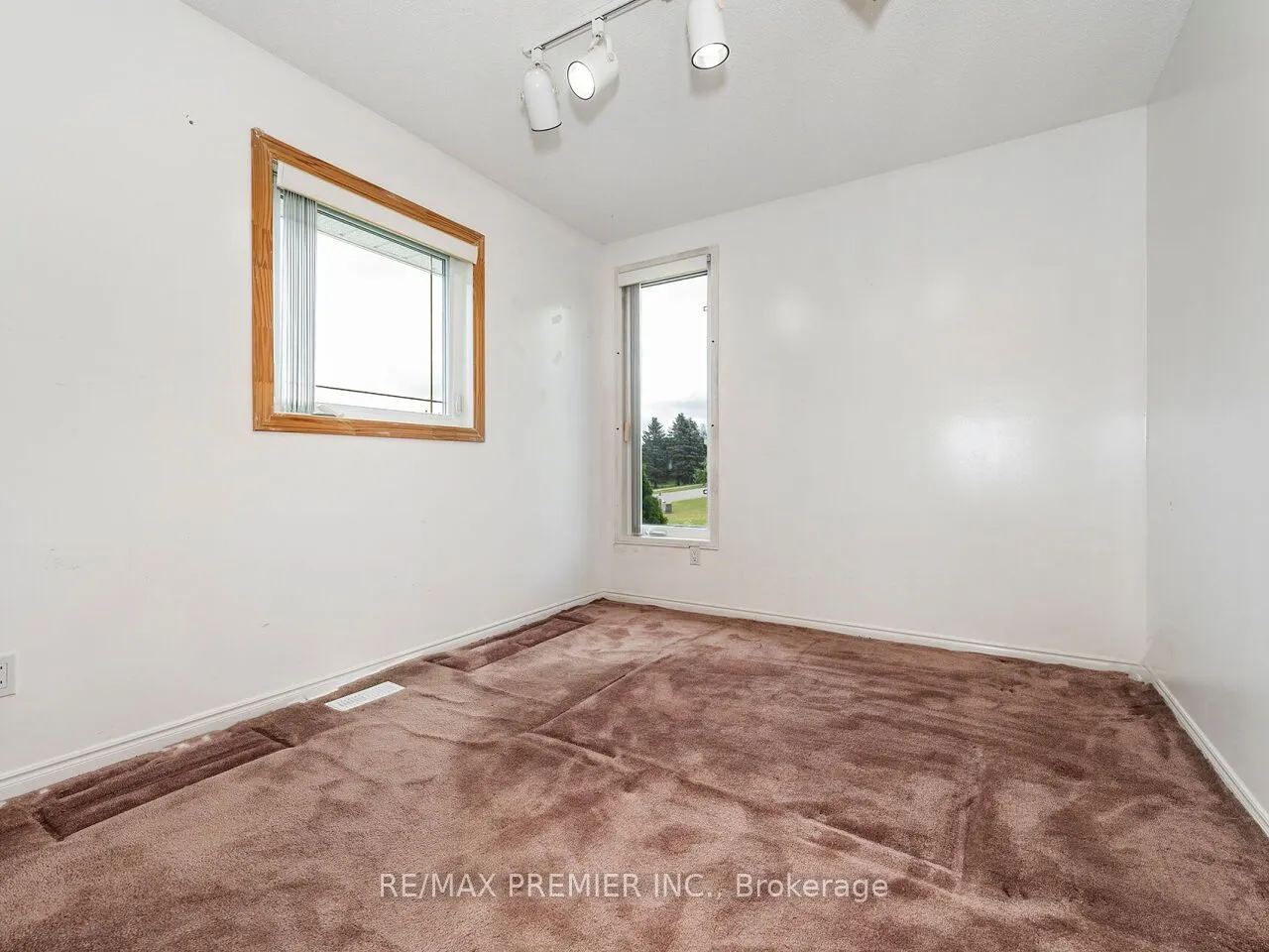 28 Emeline Street
