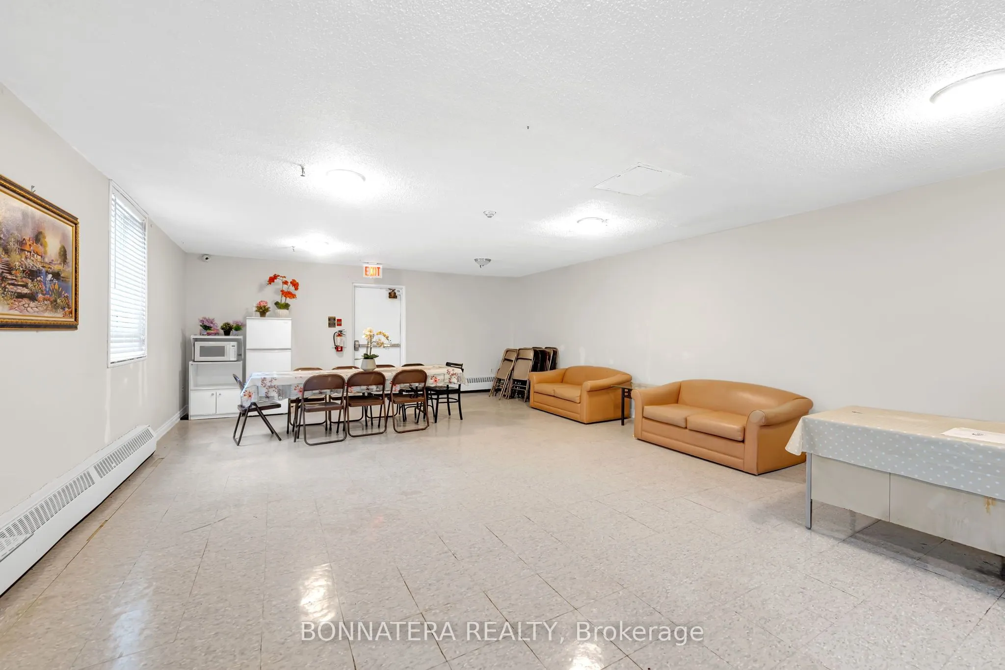 3065 Queen Frederica Drive #905