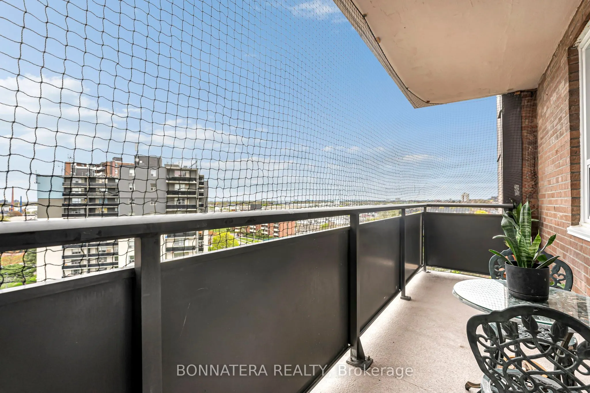 3065 Queen Frederica Drive #905