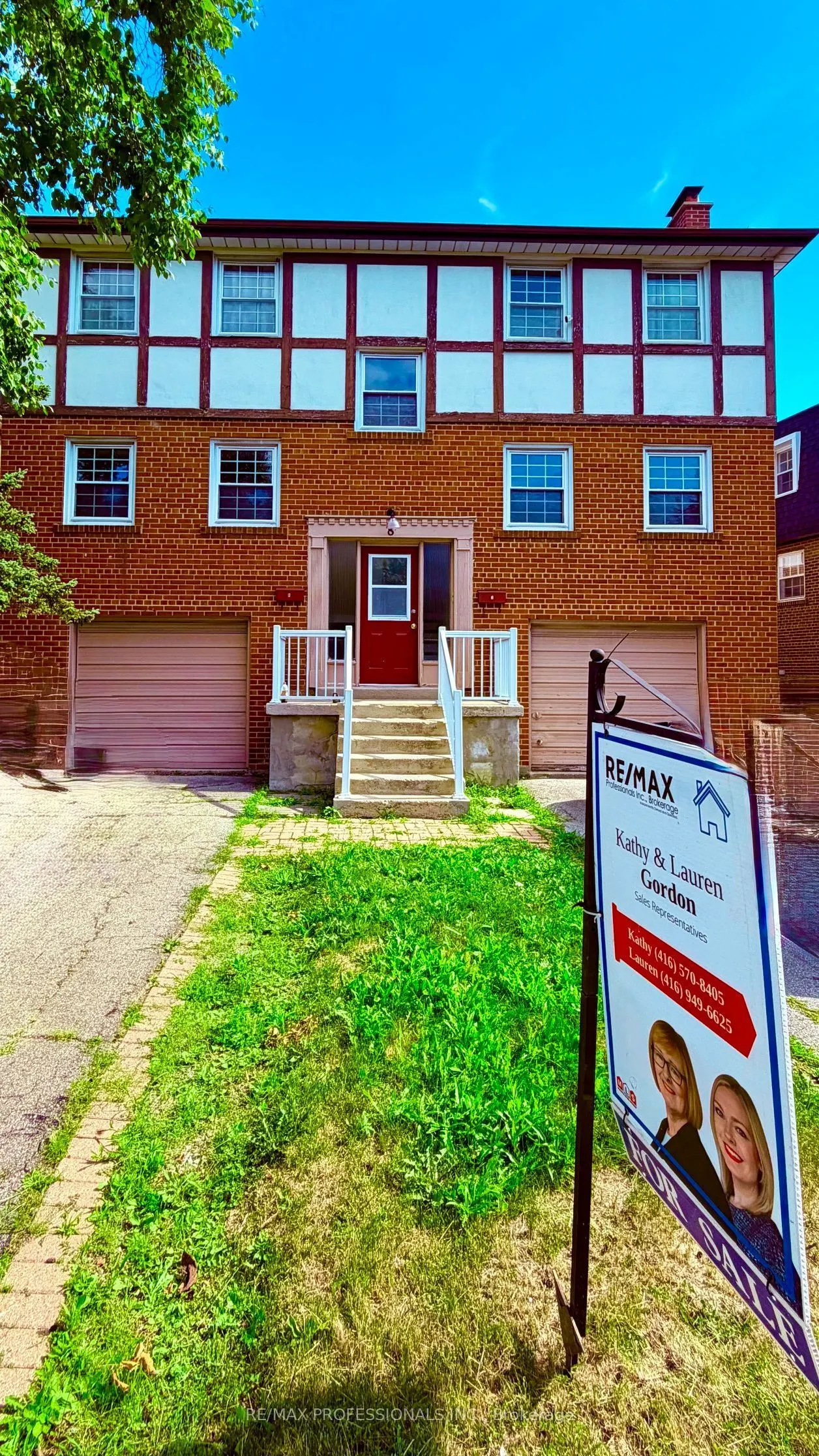 8 Bridesburg Drive